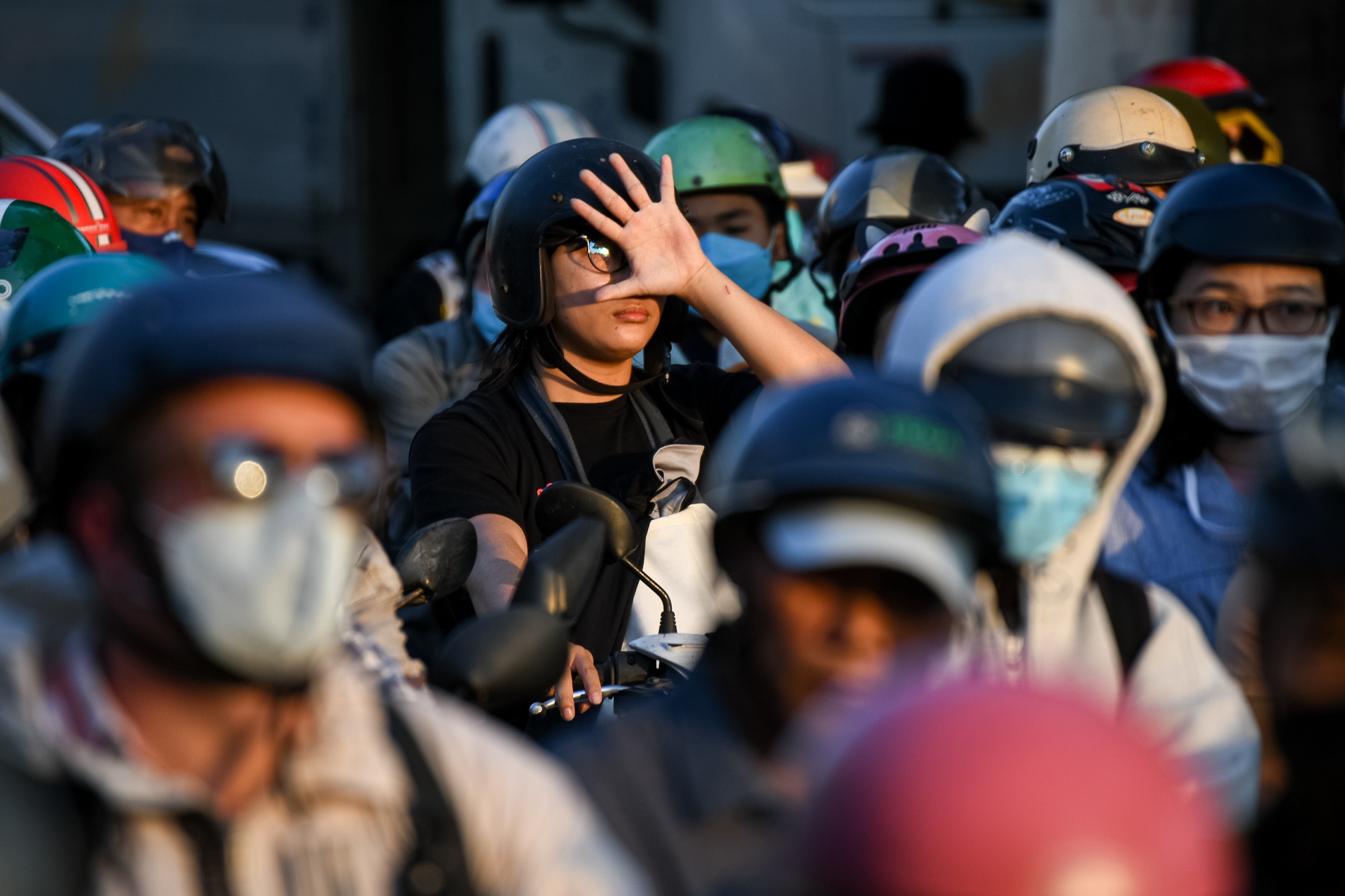 nut giao Nguyen Van Linh,  ham chui anh 7