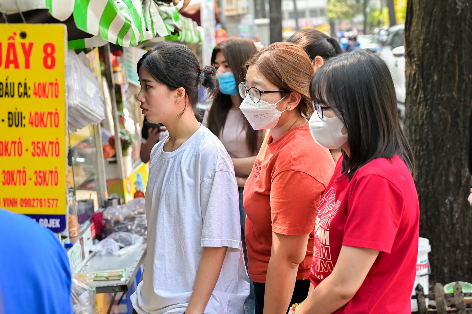 Pho an sang cua dan van phong o trung tam quan 1 hinh anh