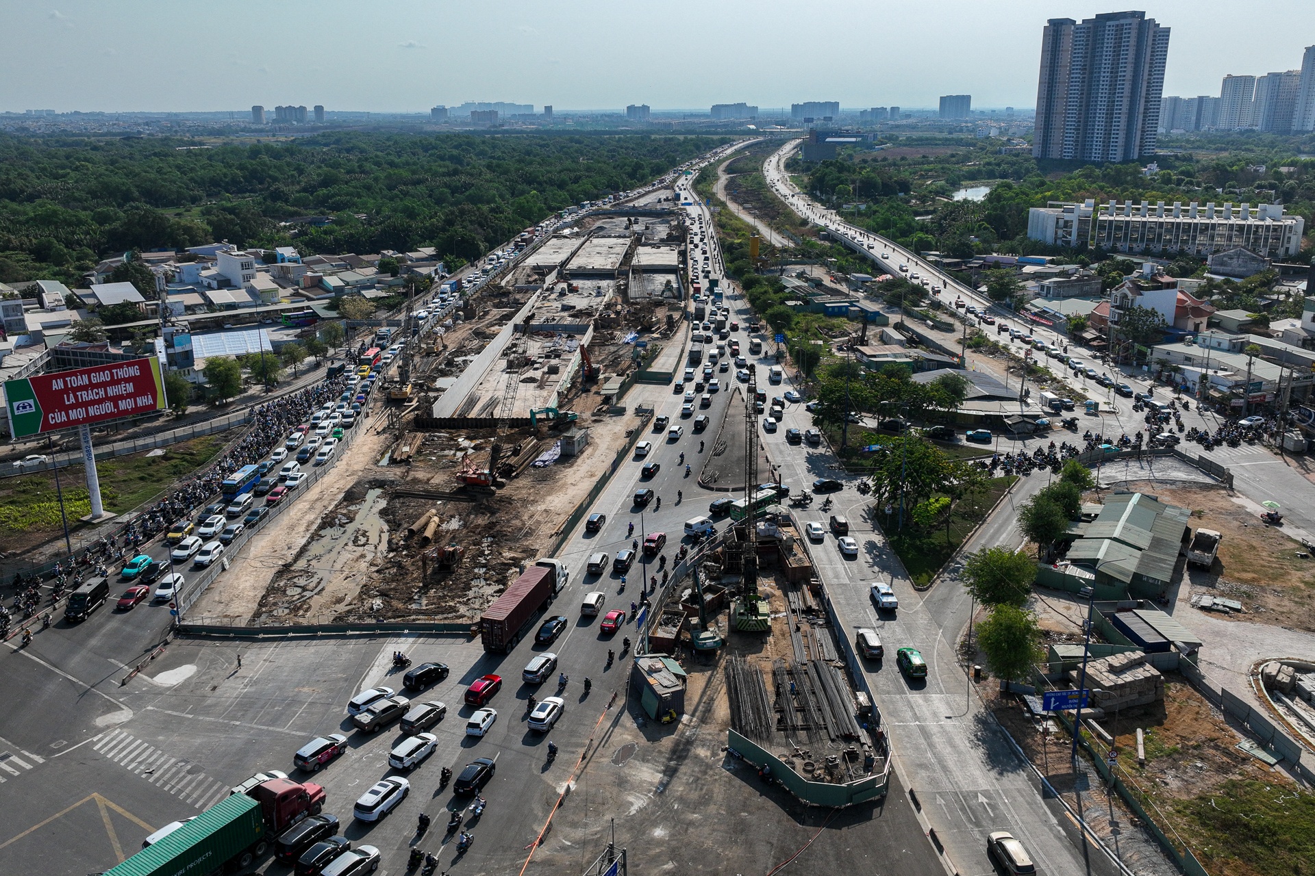 nut giao An Phu anh 11