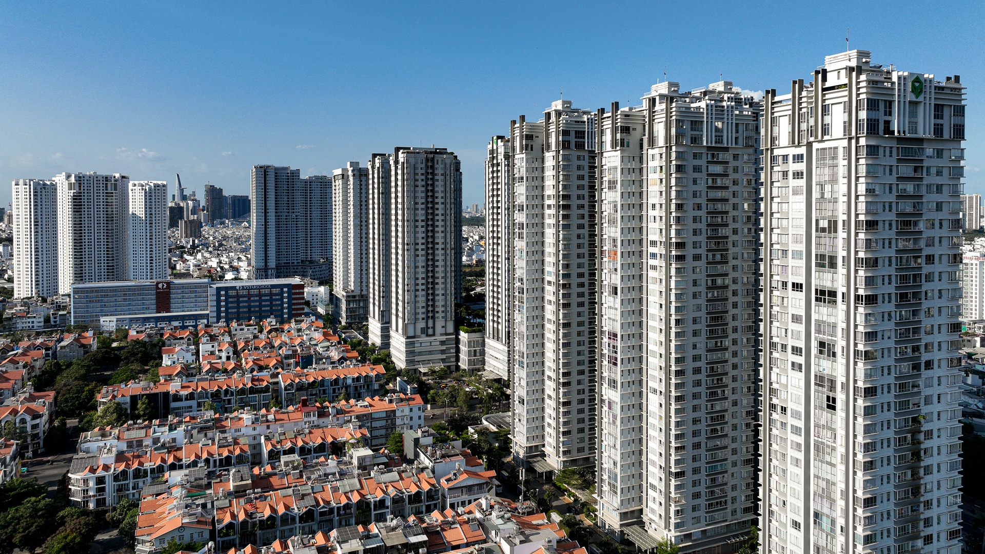 TP.HCM ngay 30/4 anh 8