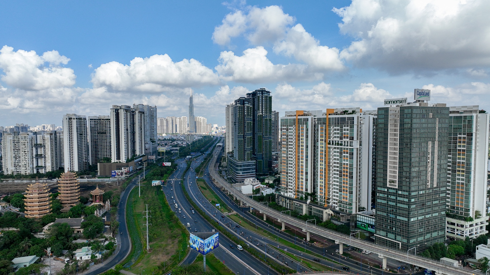 TP.HCM ngay 30/4 anh 6