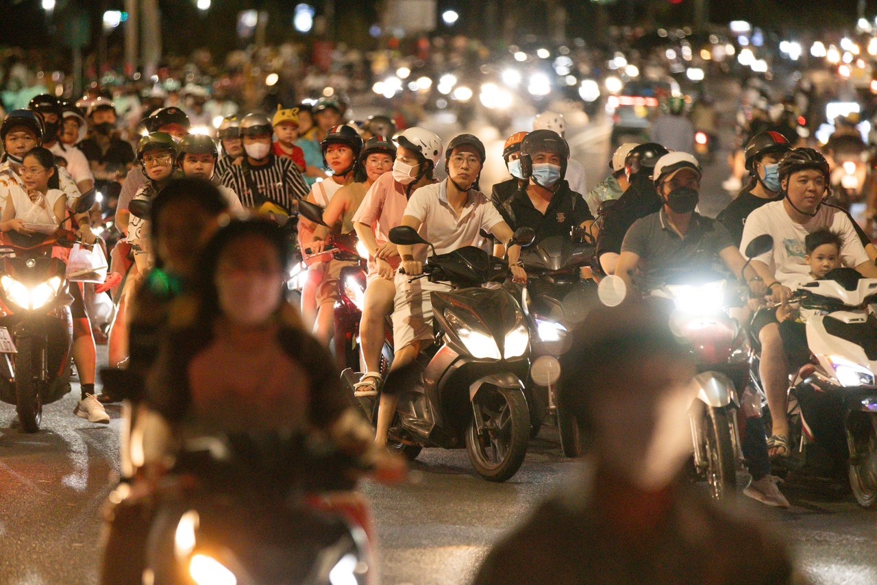 phao hoa 30/4-1/5 anh 5