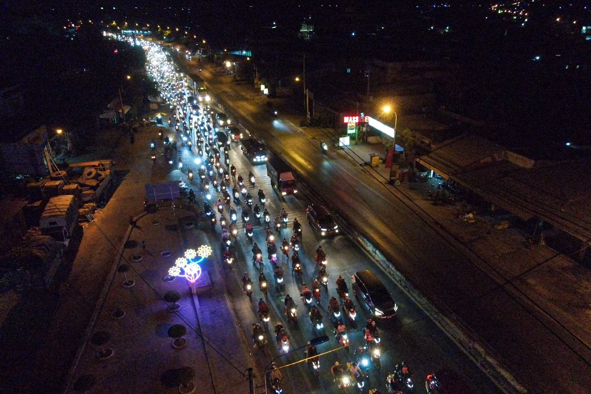 ket xe nghi le anh 9