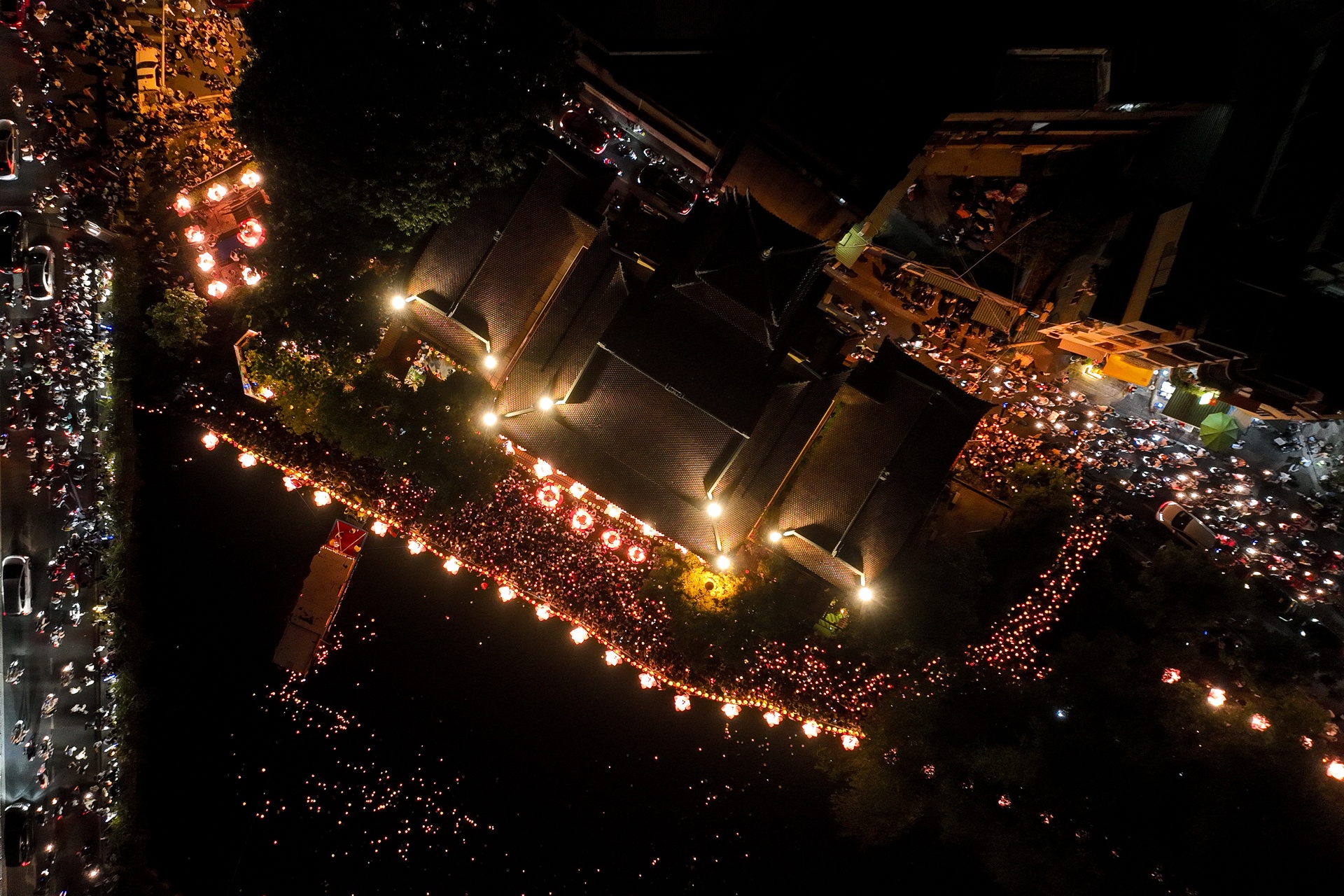 tha hoa dang TP.HCM anh 1