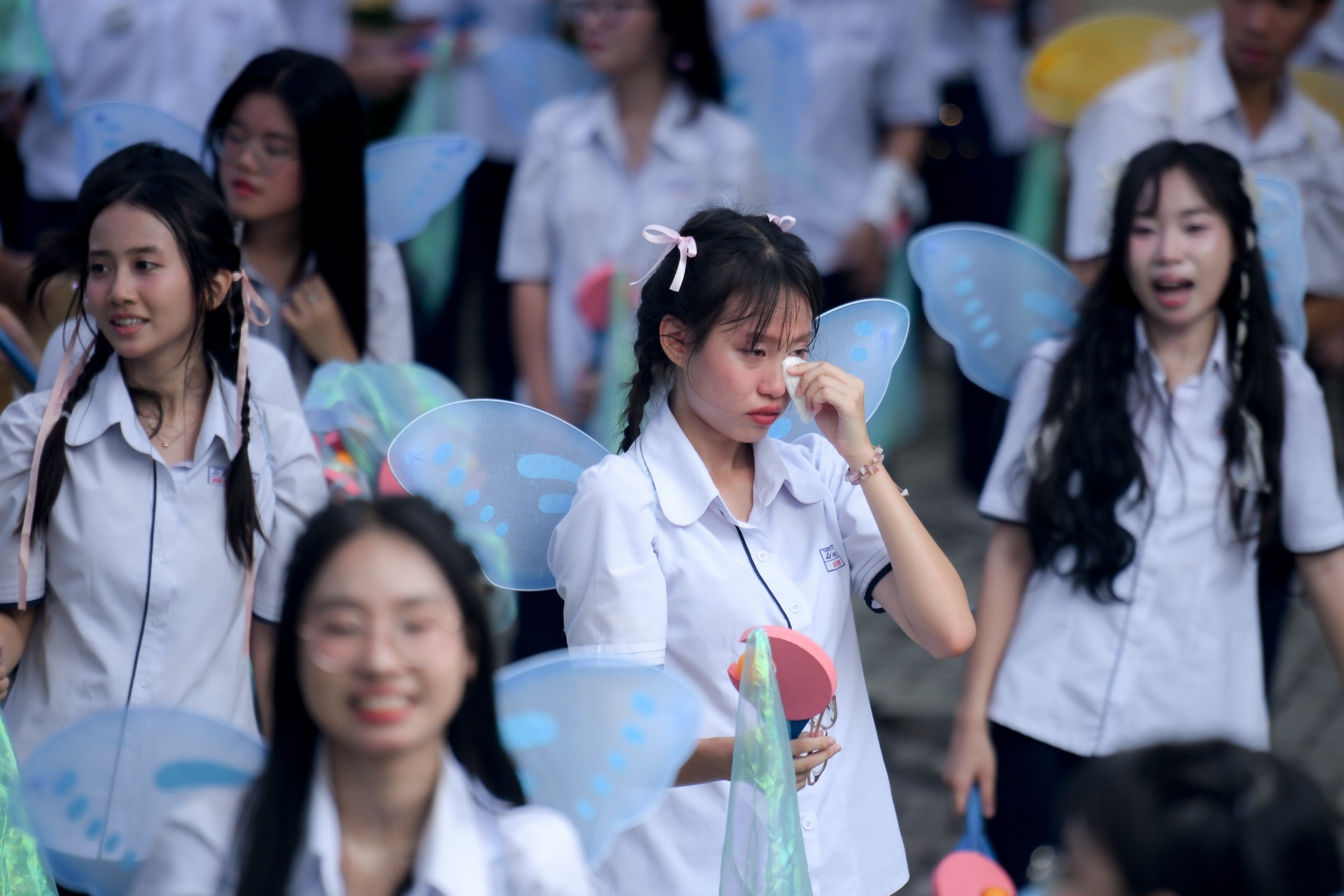 cảm xúc ngày bế giảng ảnh 6 cam xuc ngay be giang anh 6