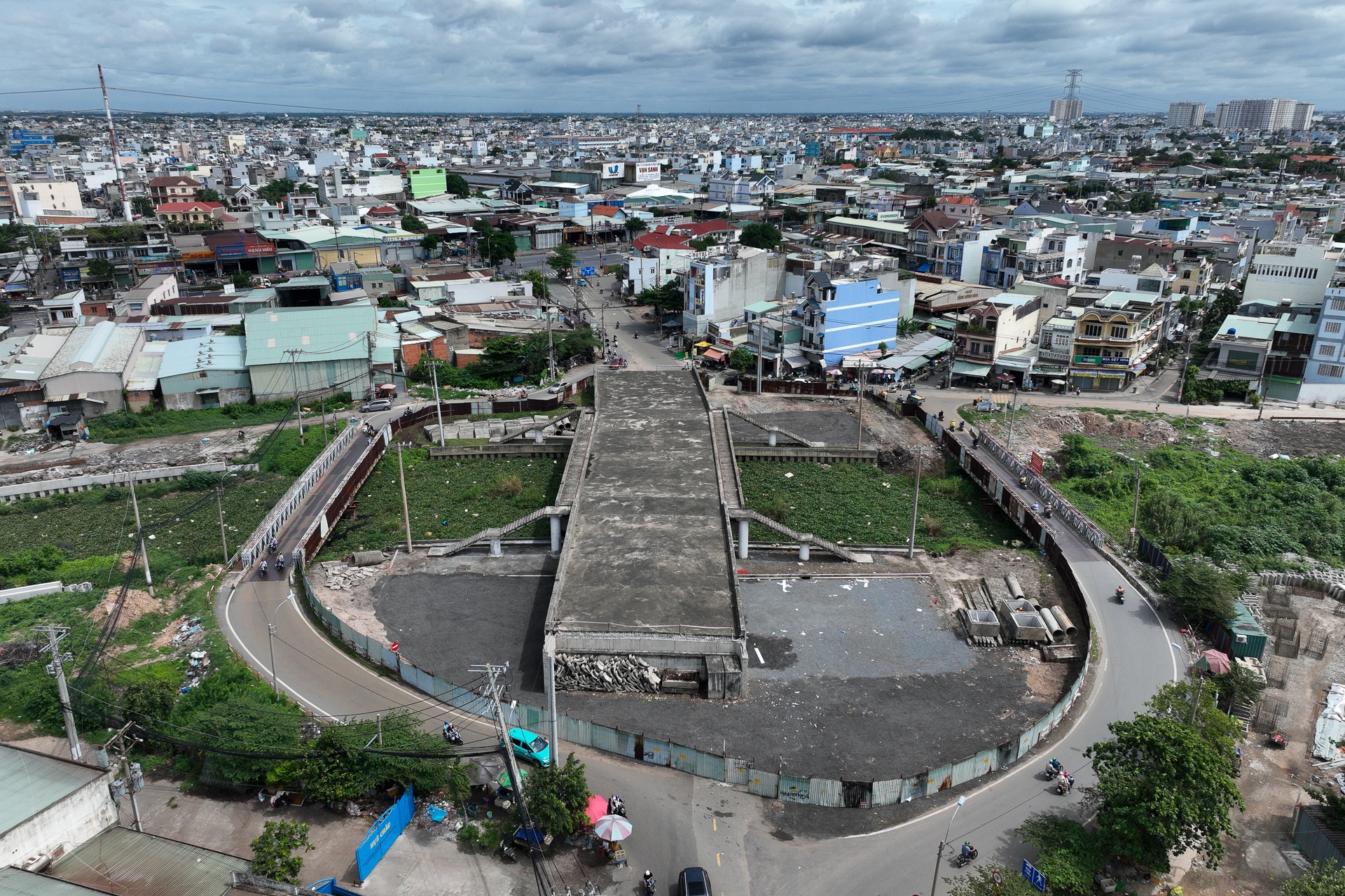 cau bo hoang TP.HCM anh 1