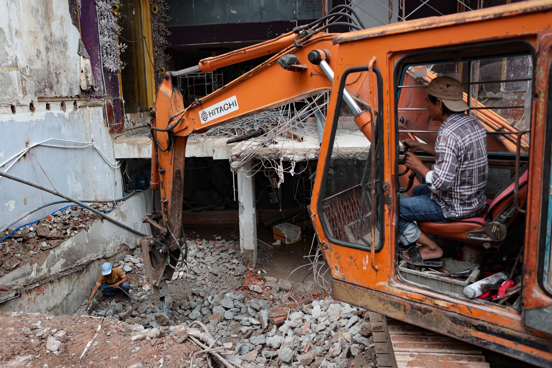 mo rong duong TP.HCM anh 9