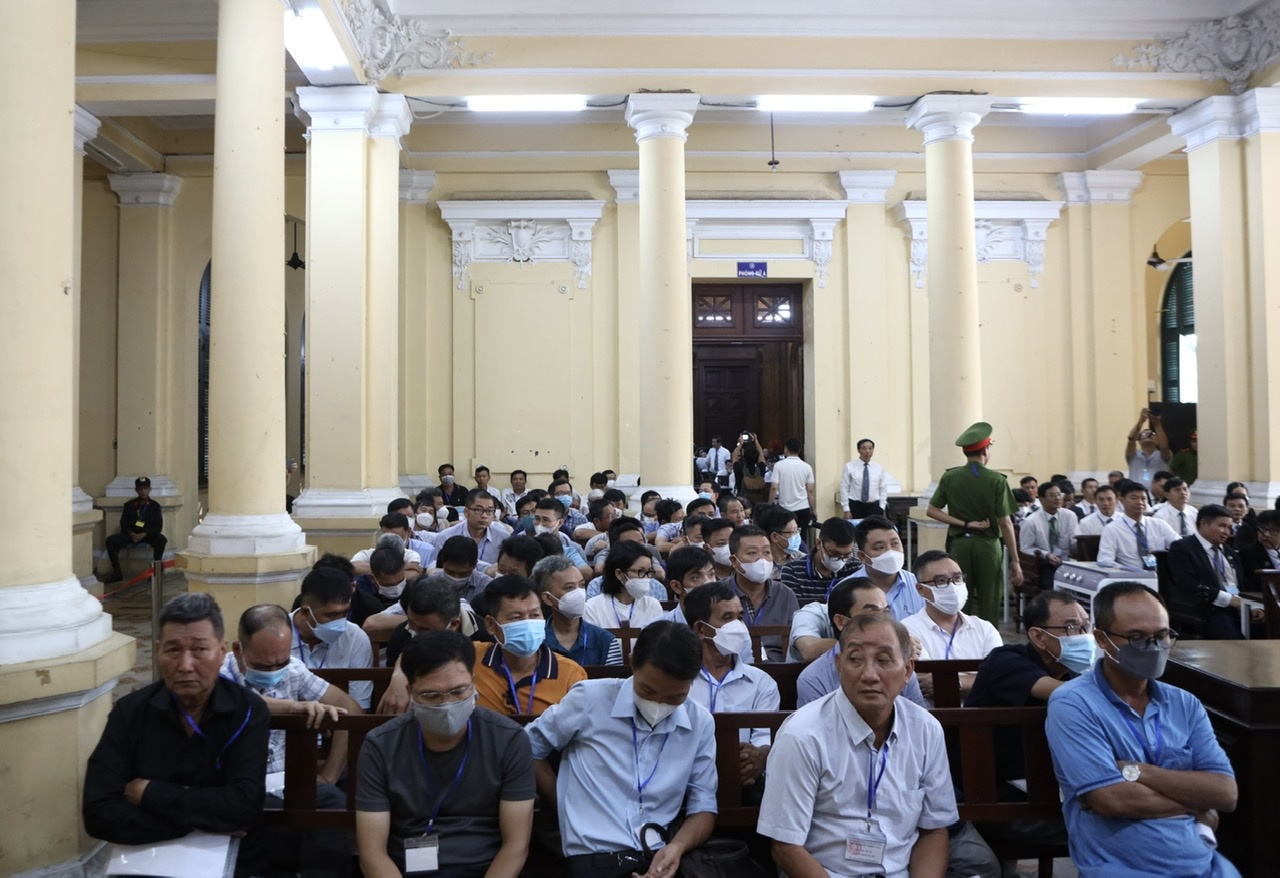 vu an cuc dang kiem anh 8