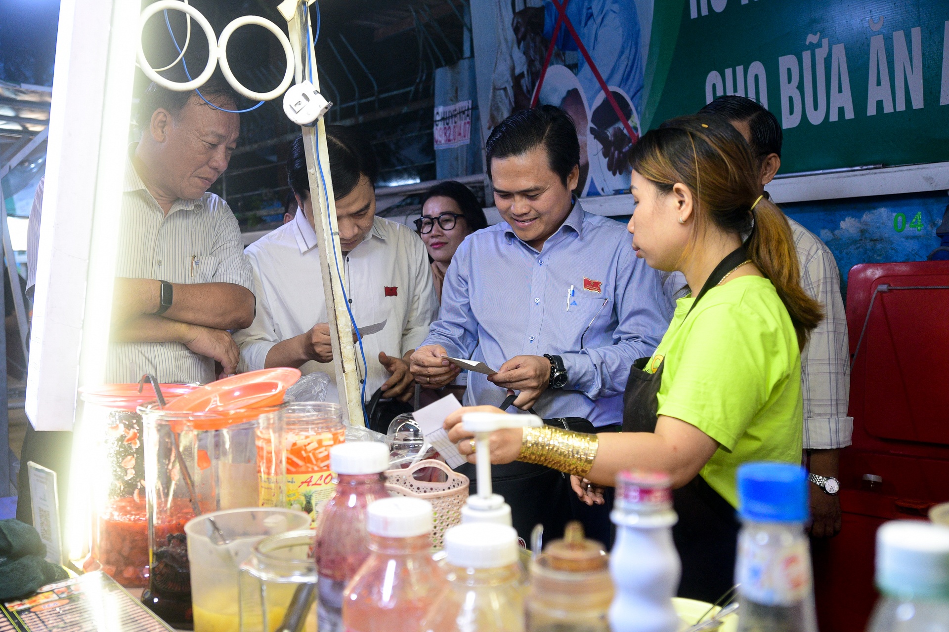 pho Ho Thi Ky anh 5