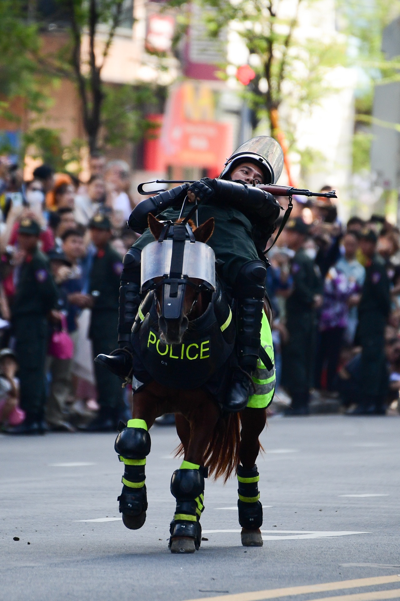 ky binh TP.HCM anh 7