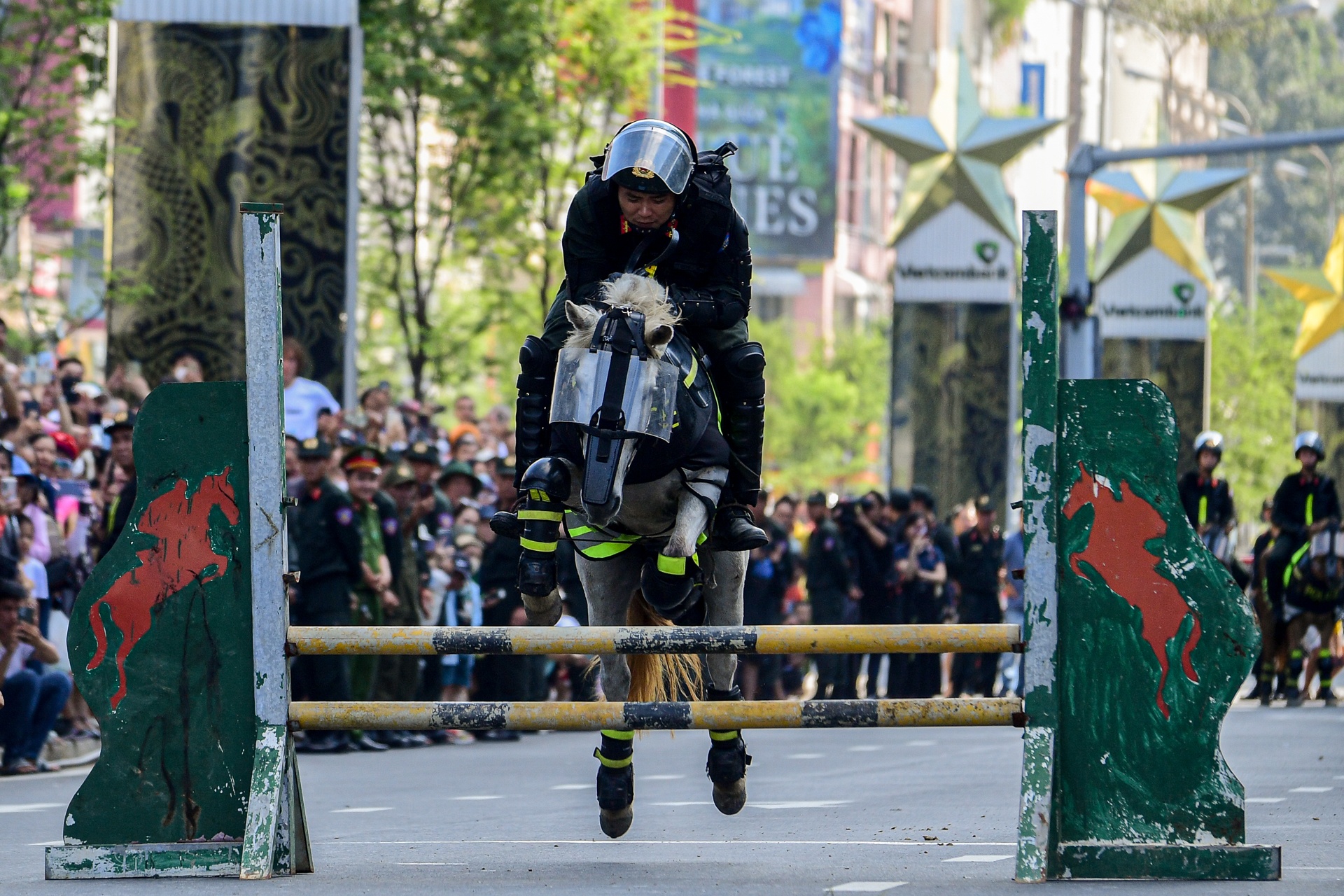 ky binh TP.HCM anh 5