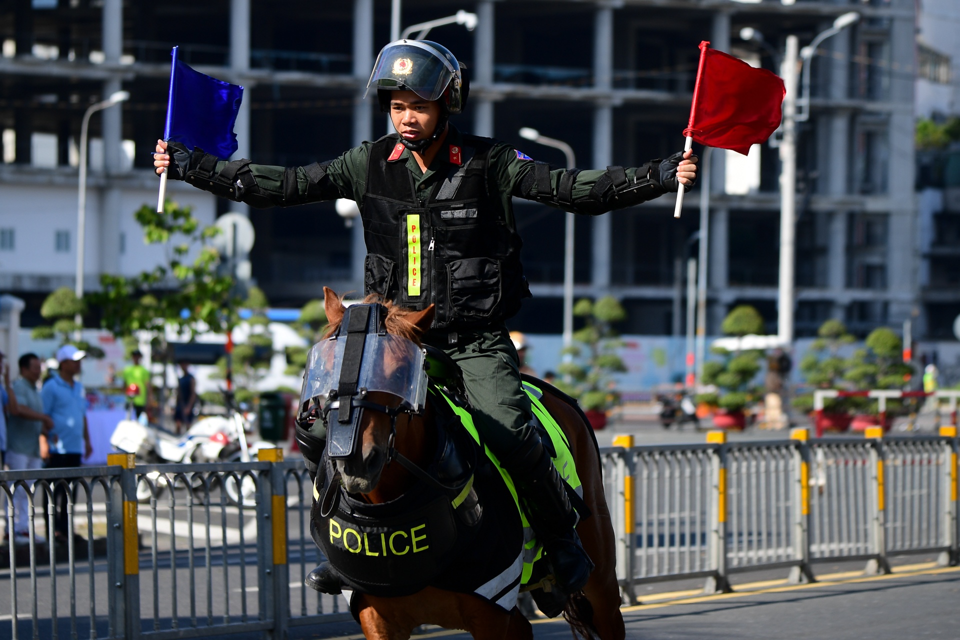 ky binh TP.HCM anh 10