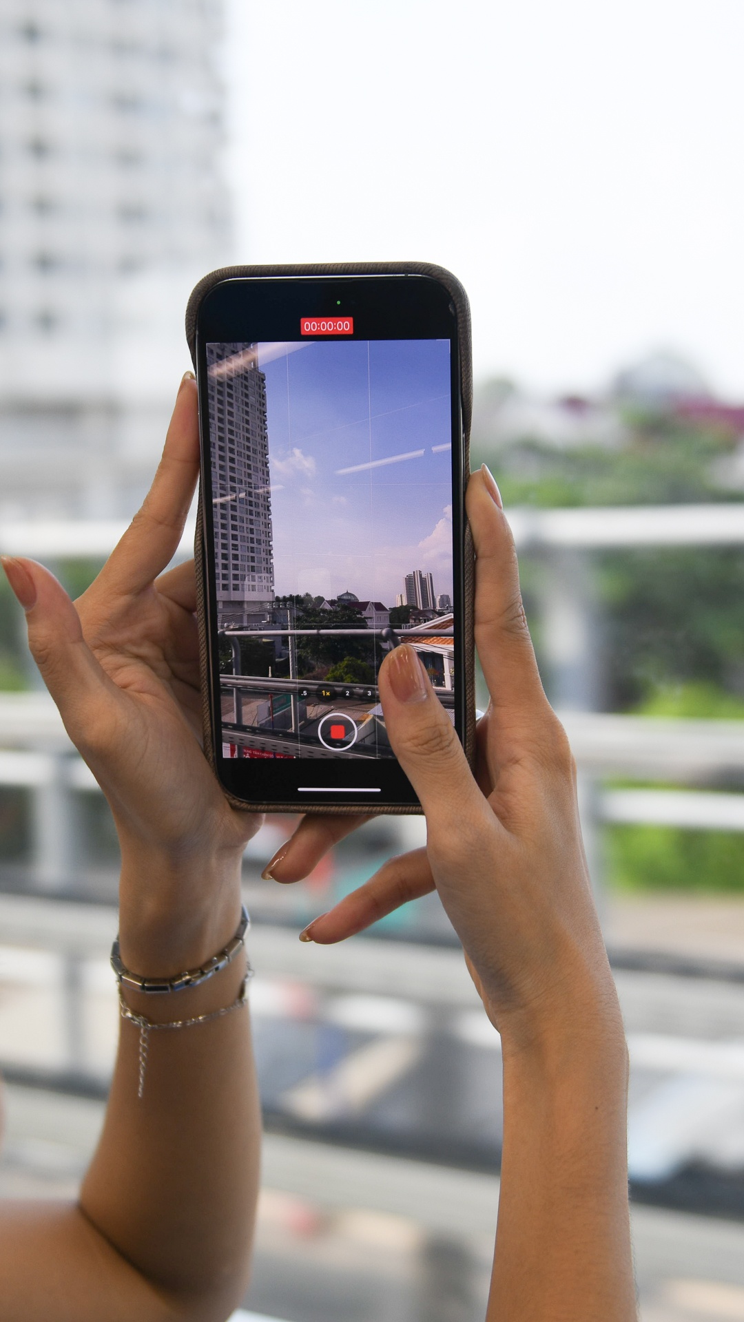 metro so 1 chay thu anh 18