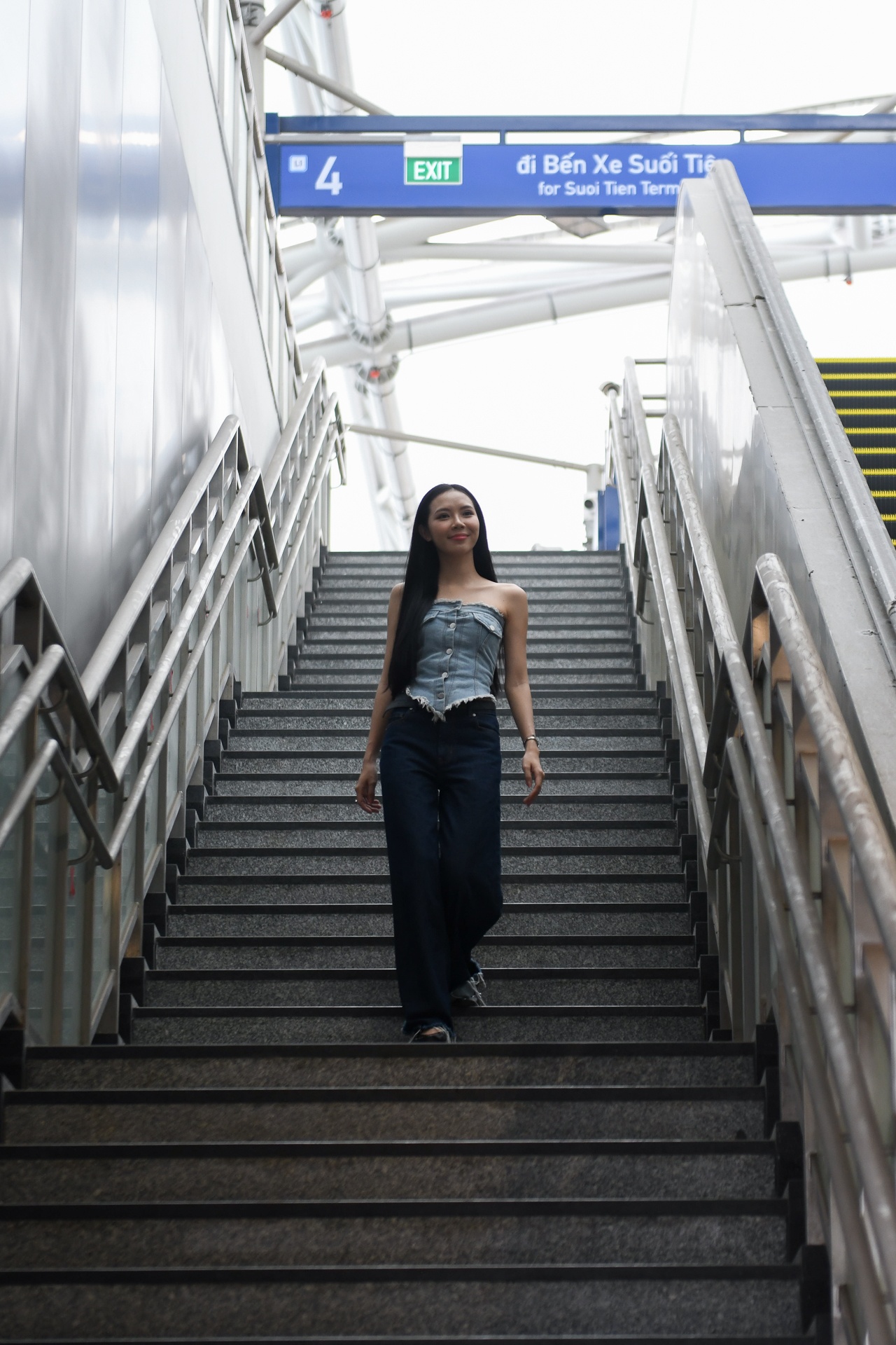 metro so 1 chay thu anh 4