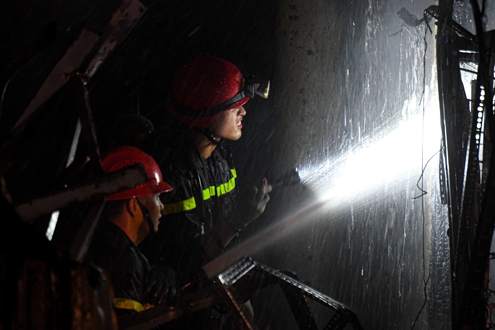 Hien truong chay cho Thanh Da trong dem o TP.HCM hinh anh