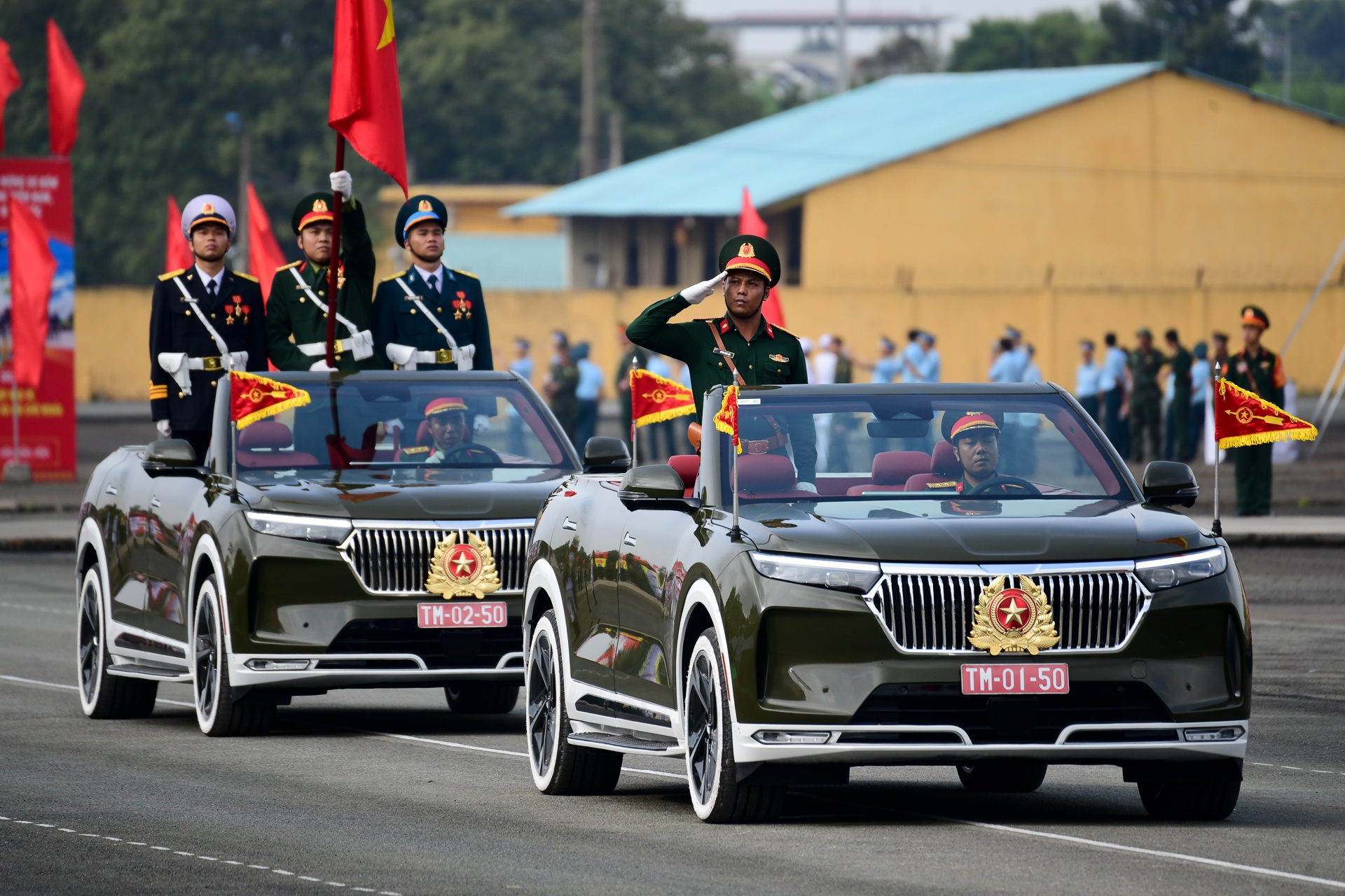 dieu binh 50 nam 30/4 anh 19