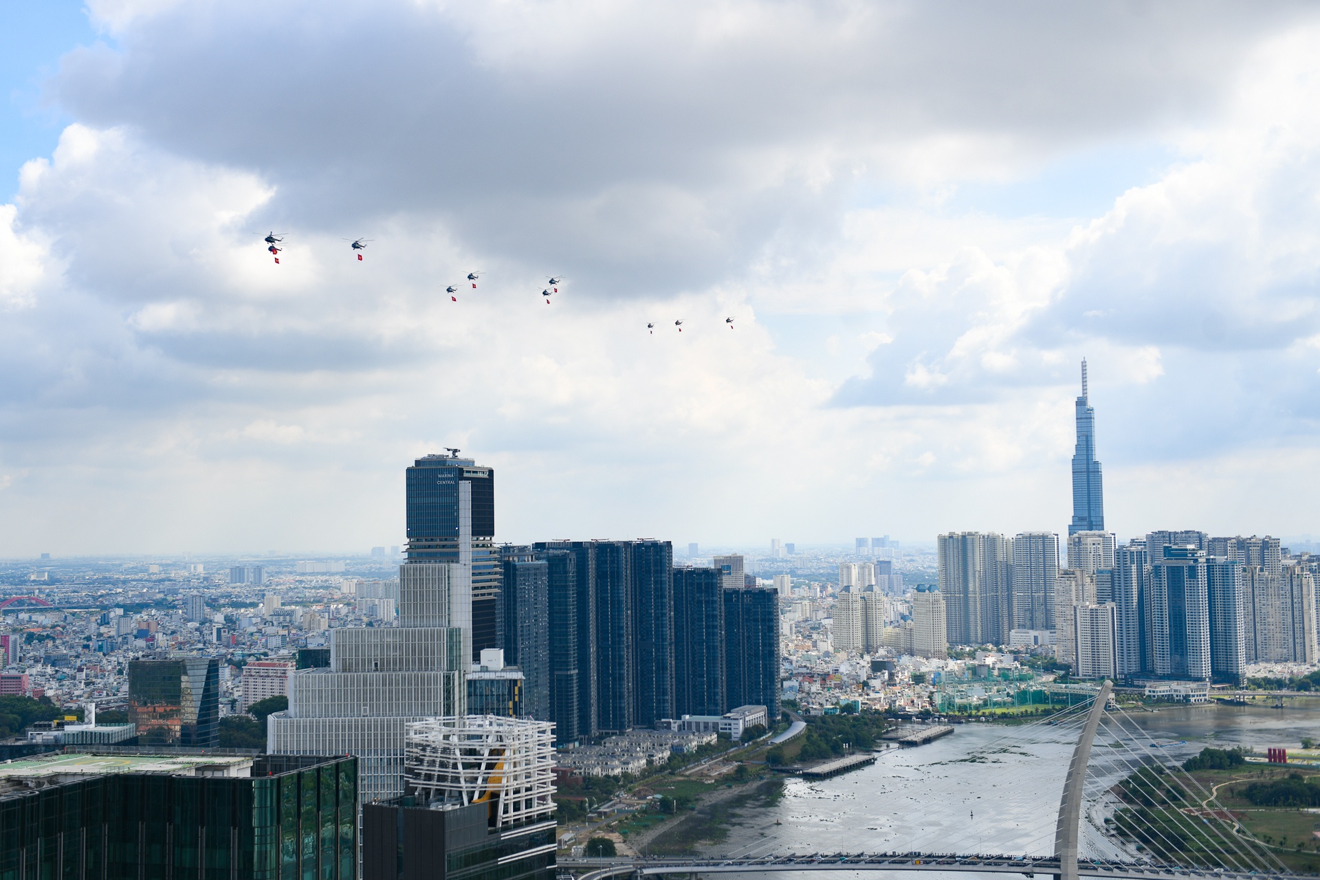 may bay dien tap TP.HCM anh 14