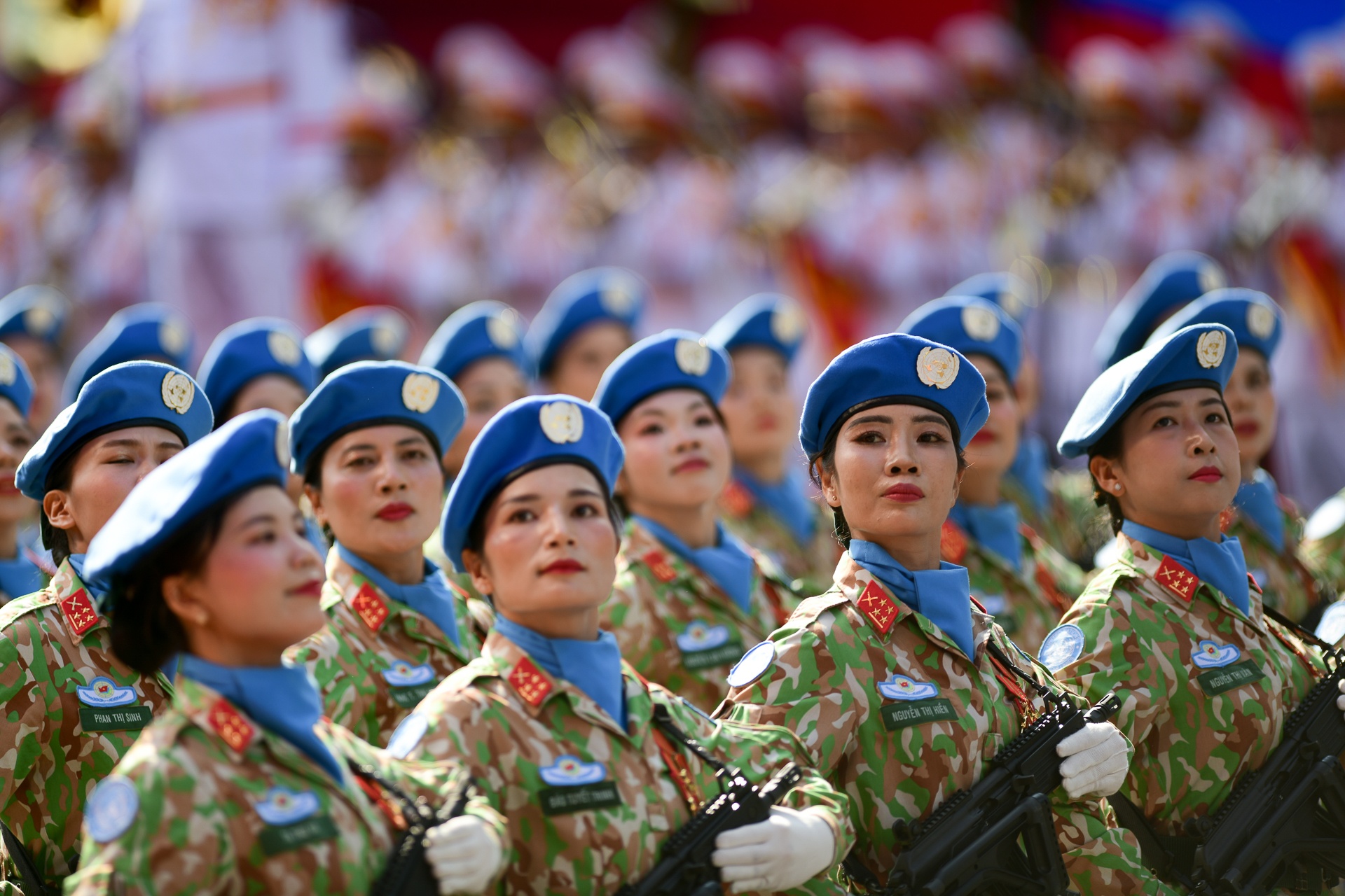 dieu binh 30/4 anh 8