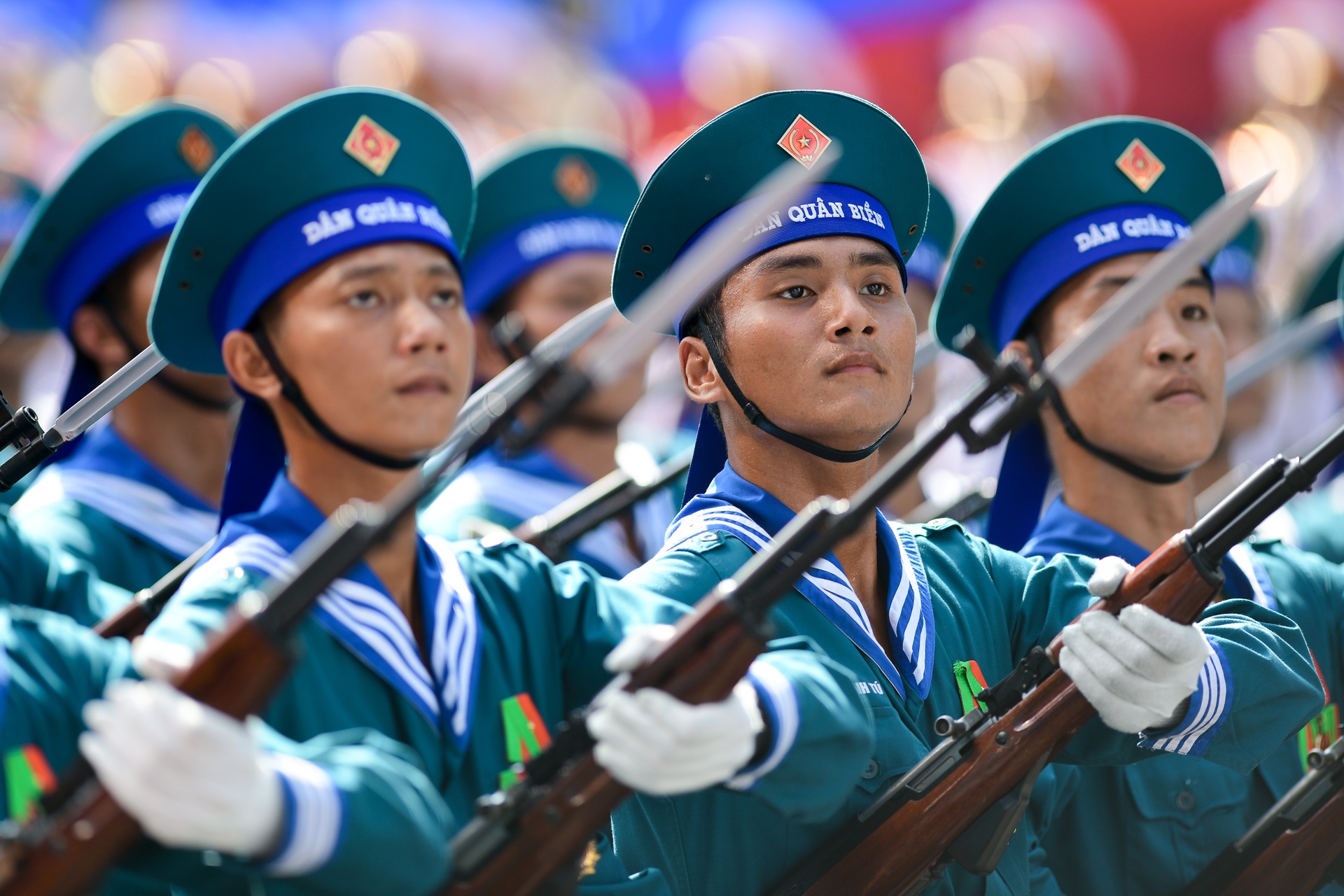 dieu binh 30/4 anh 11