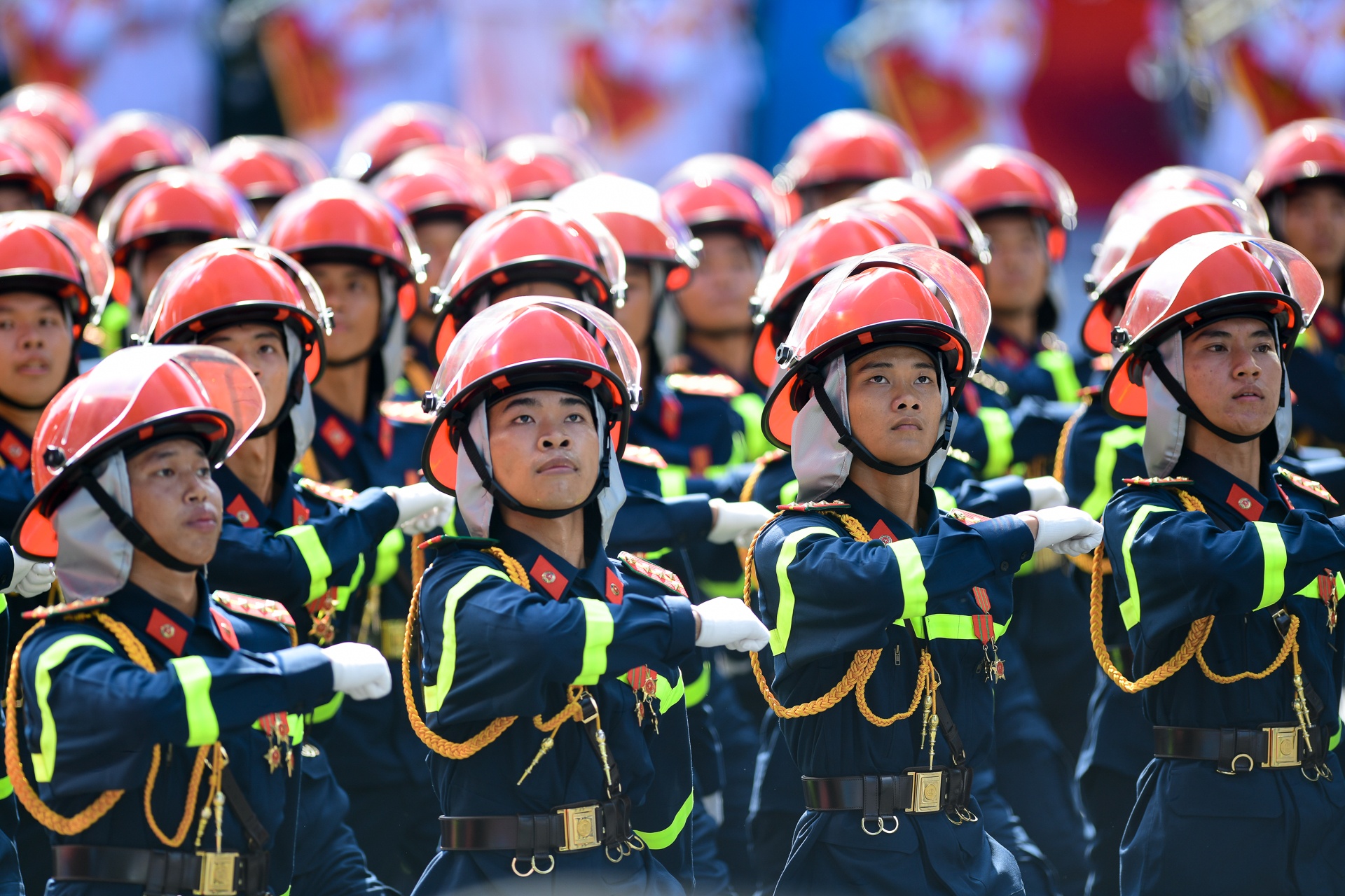 dieu binh 30/4 anh 24