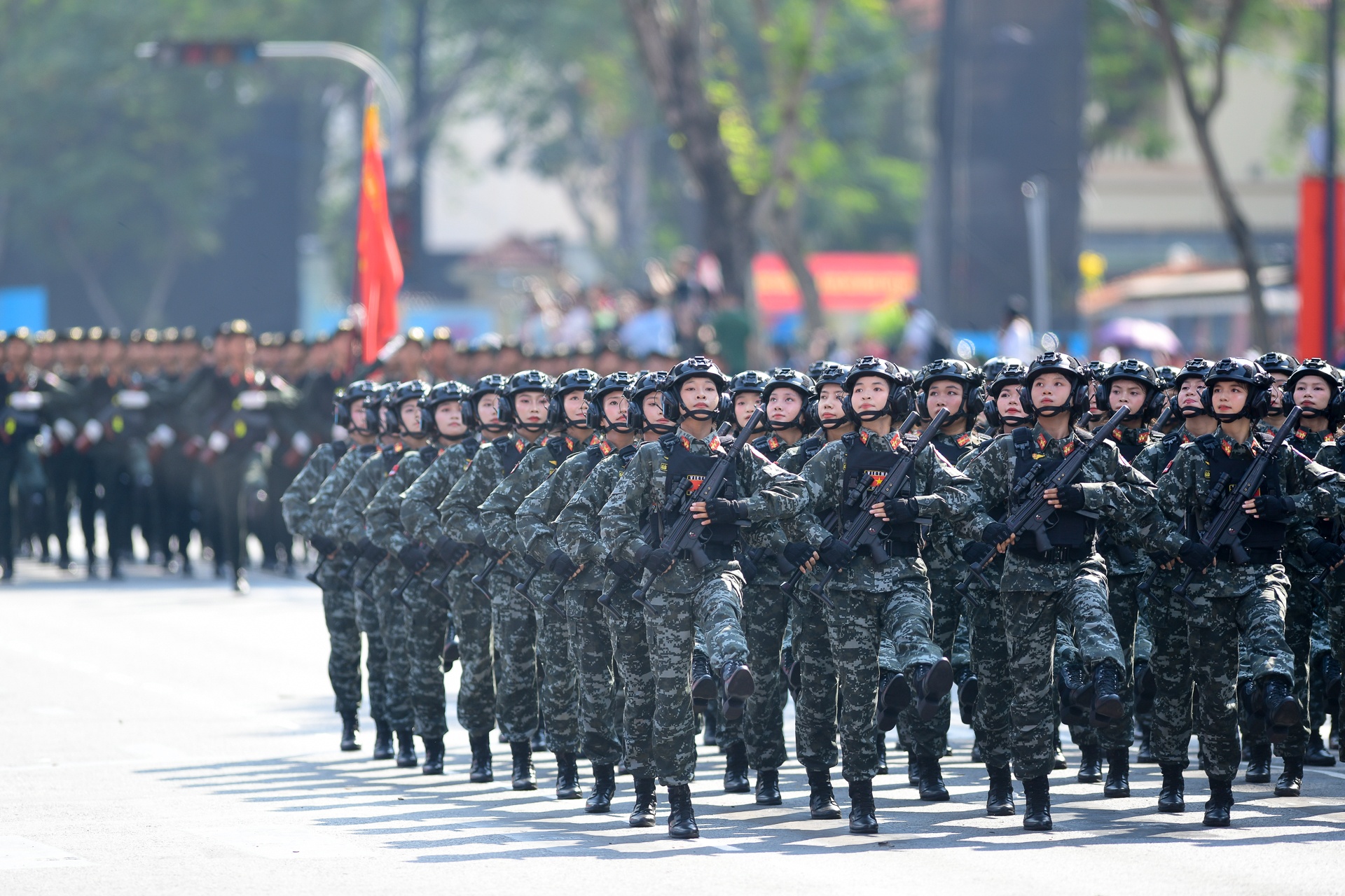 dieu binh 30/4 anh 18