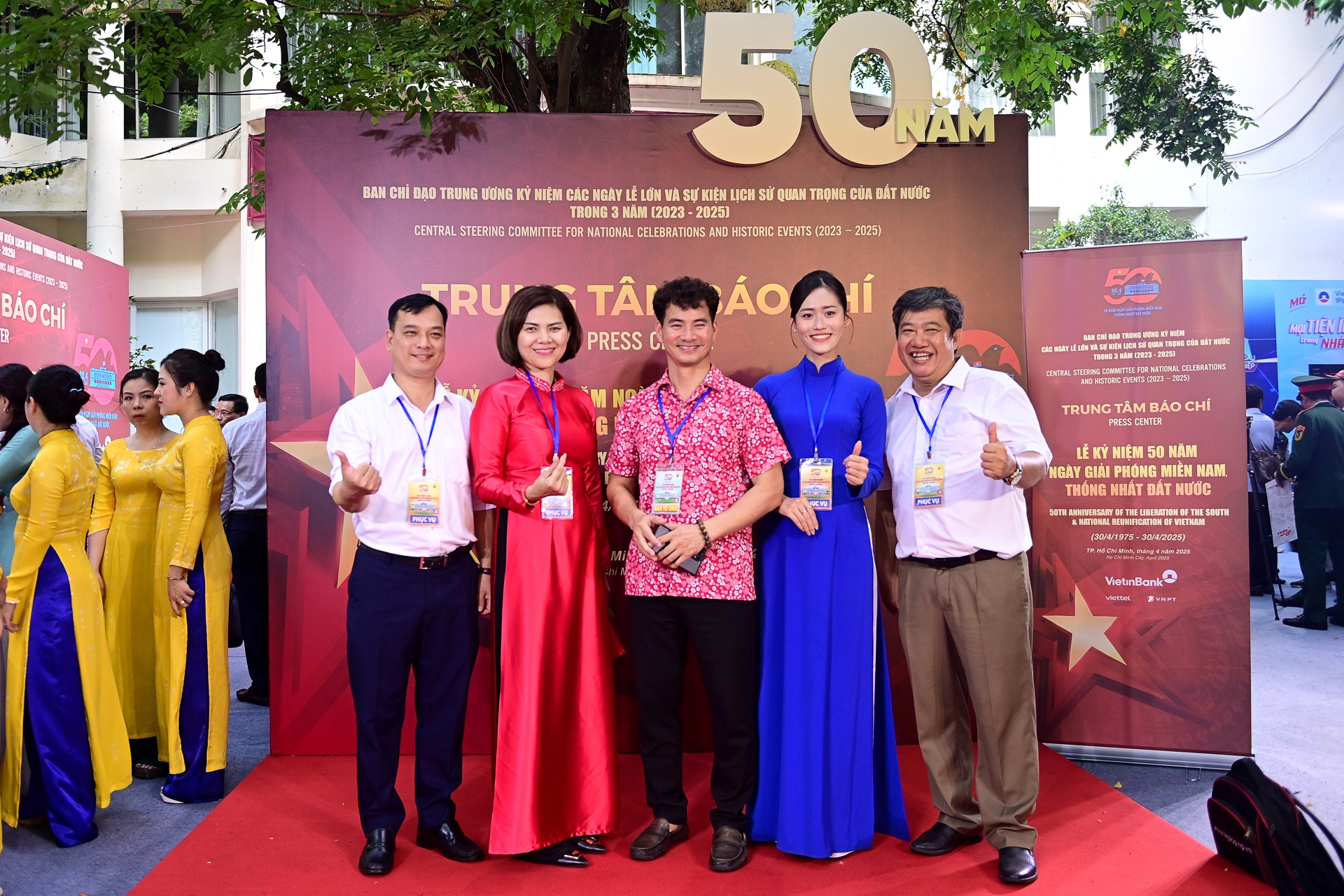 dieu binh 30/4 anh 9