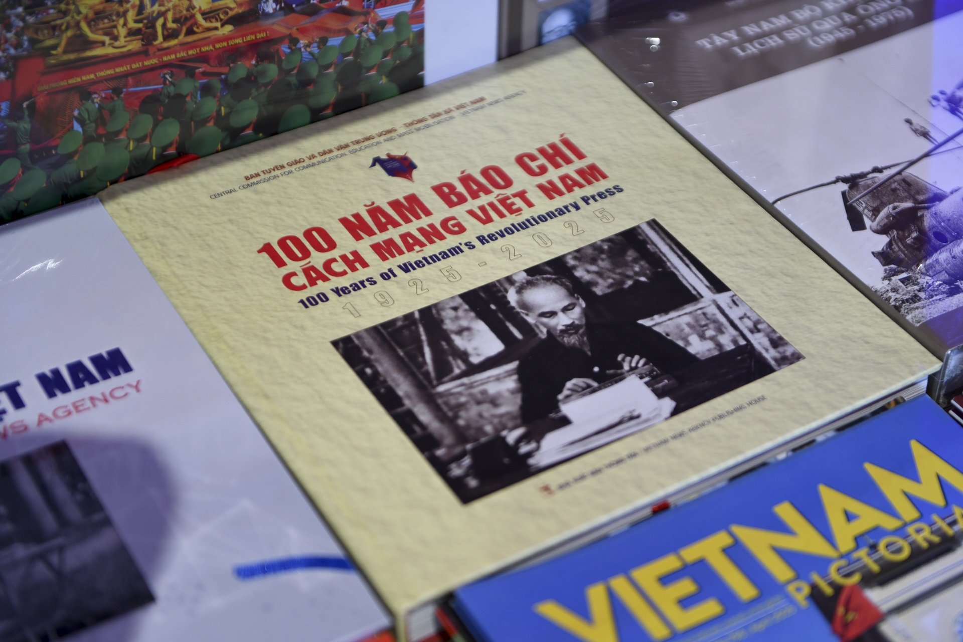 đại hội đảng bộ TP.HCM ảnh 8 dai hoi dang bo TP.HCM anh 8