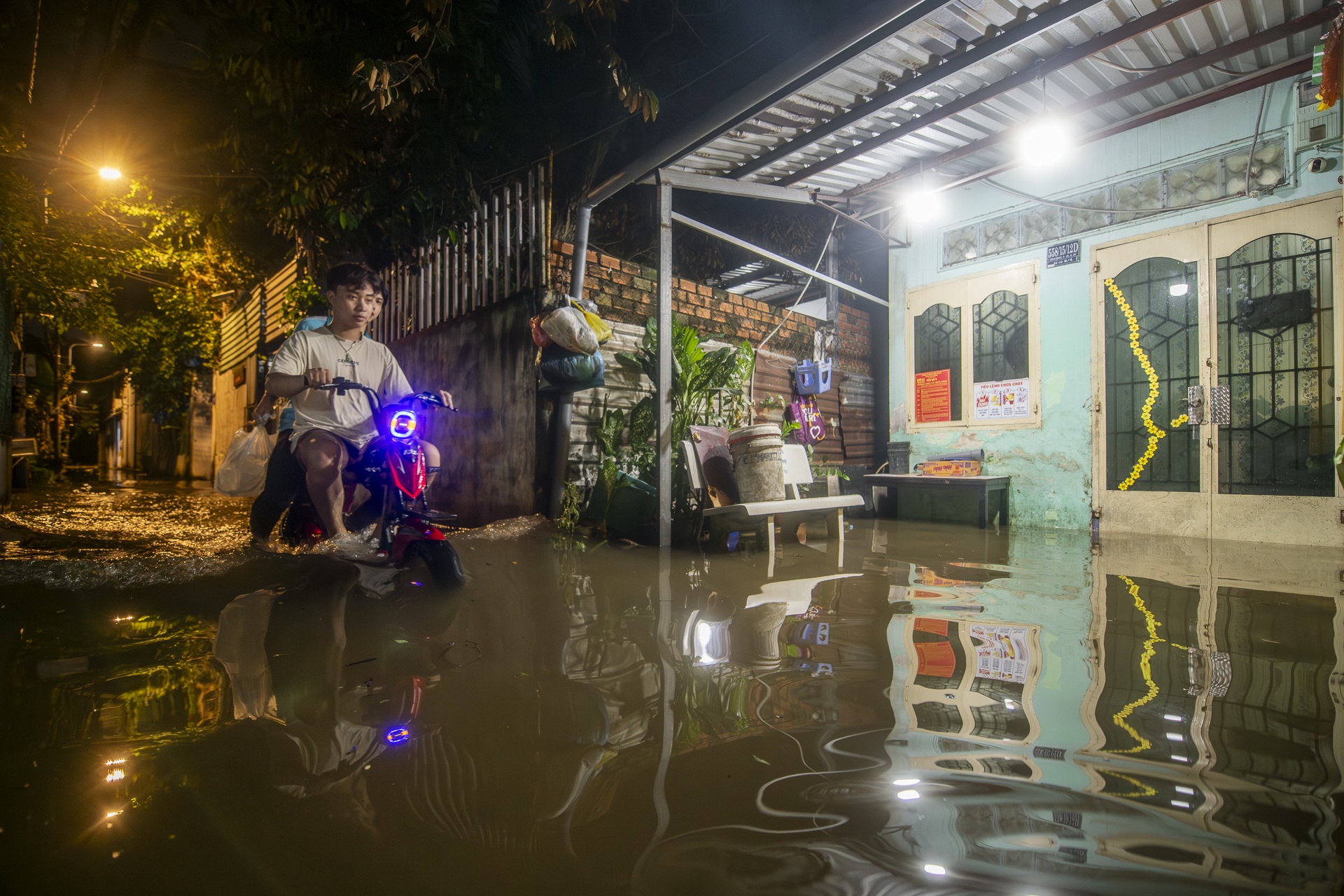 trieu cuong TP.HCM anh 13