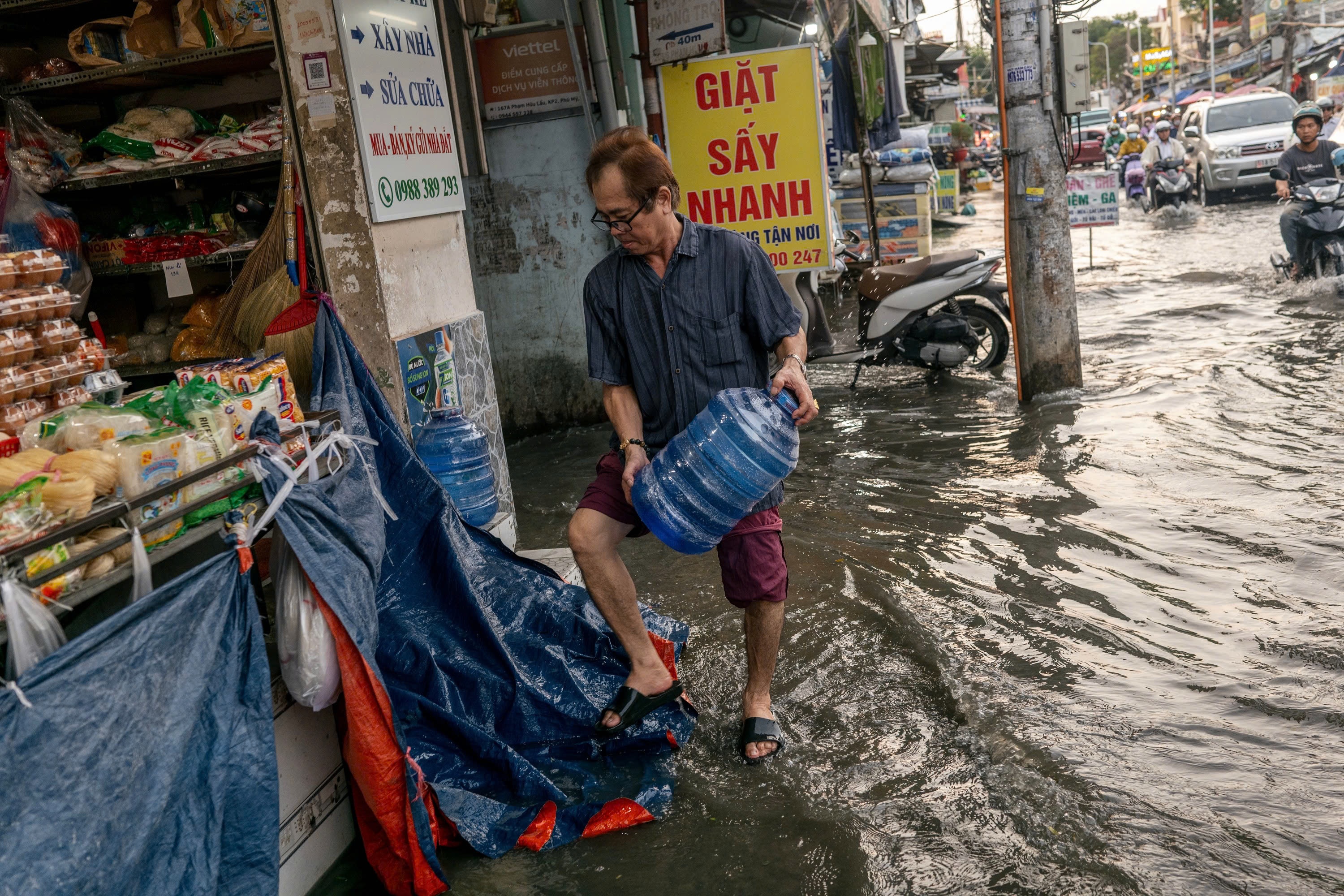 trieu cuong TP.HCM anh 10