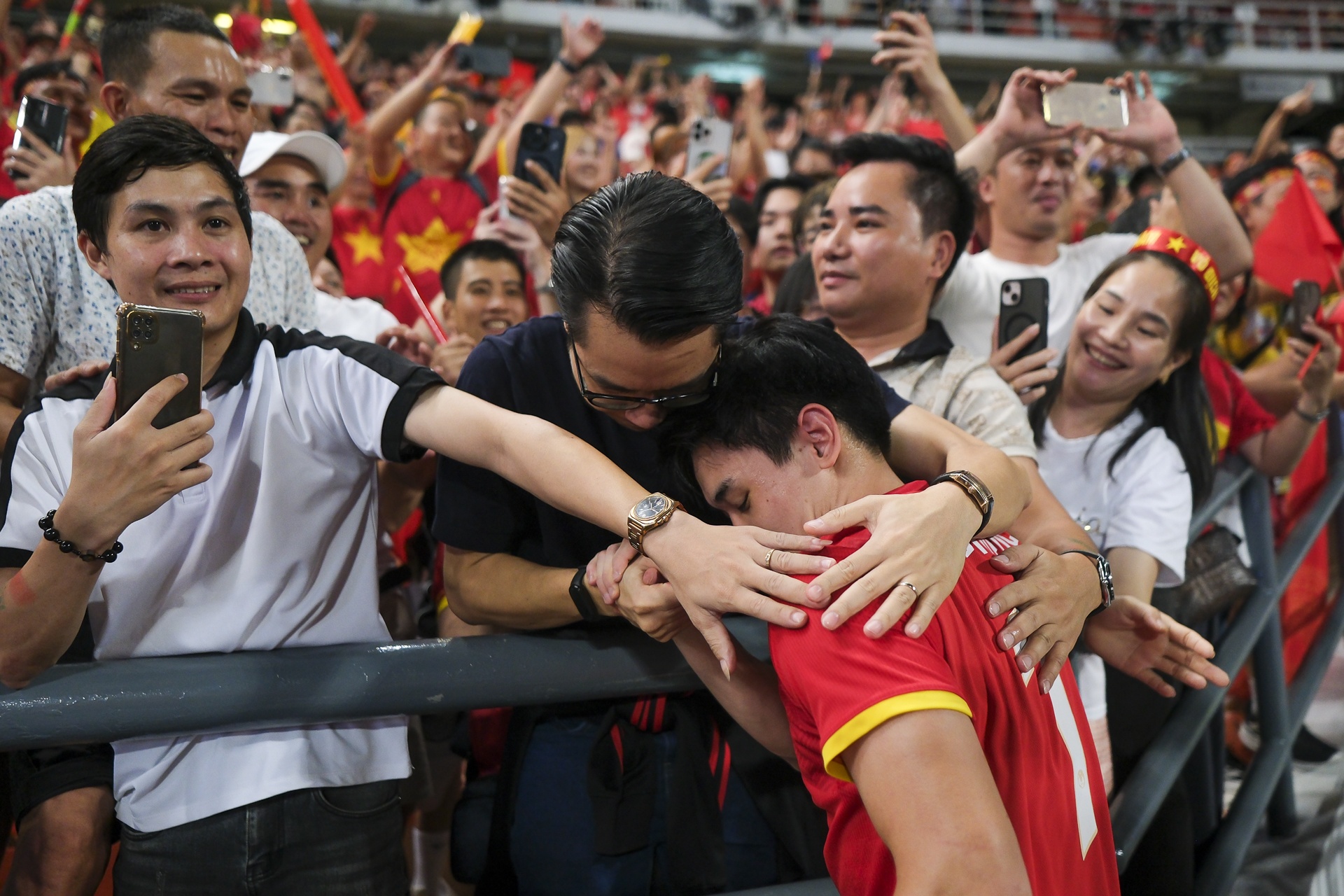 Chung ket bong da anh 5