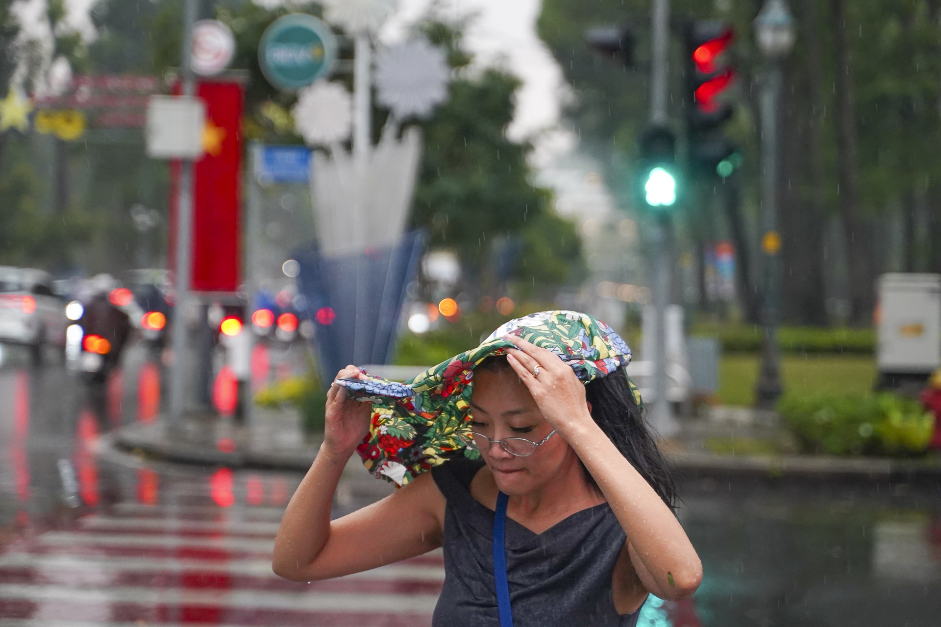 mua trai mua TP.HCM anh 4