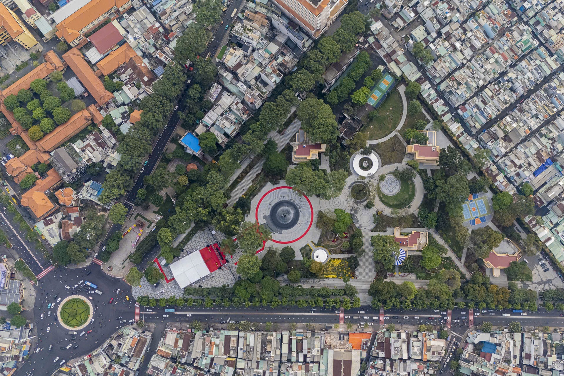 dai tuong niem Covid-19 anh 10