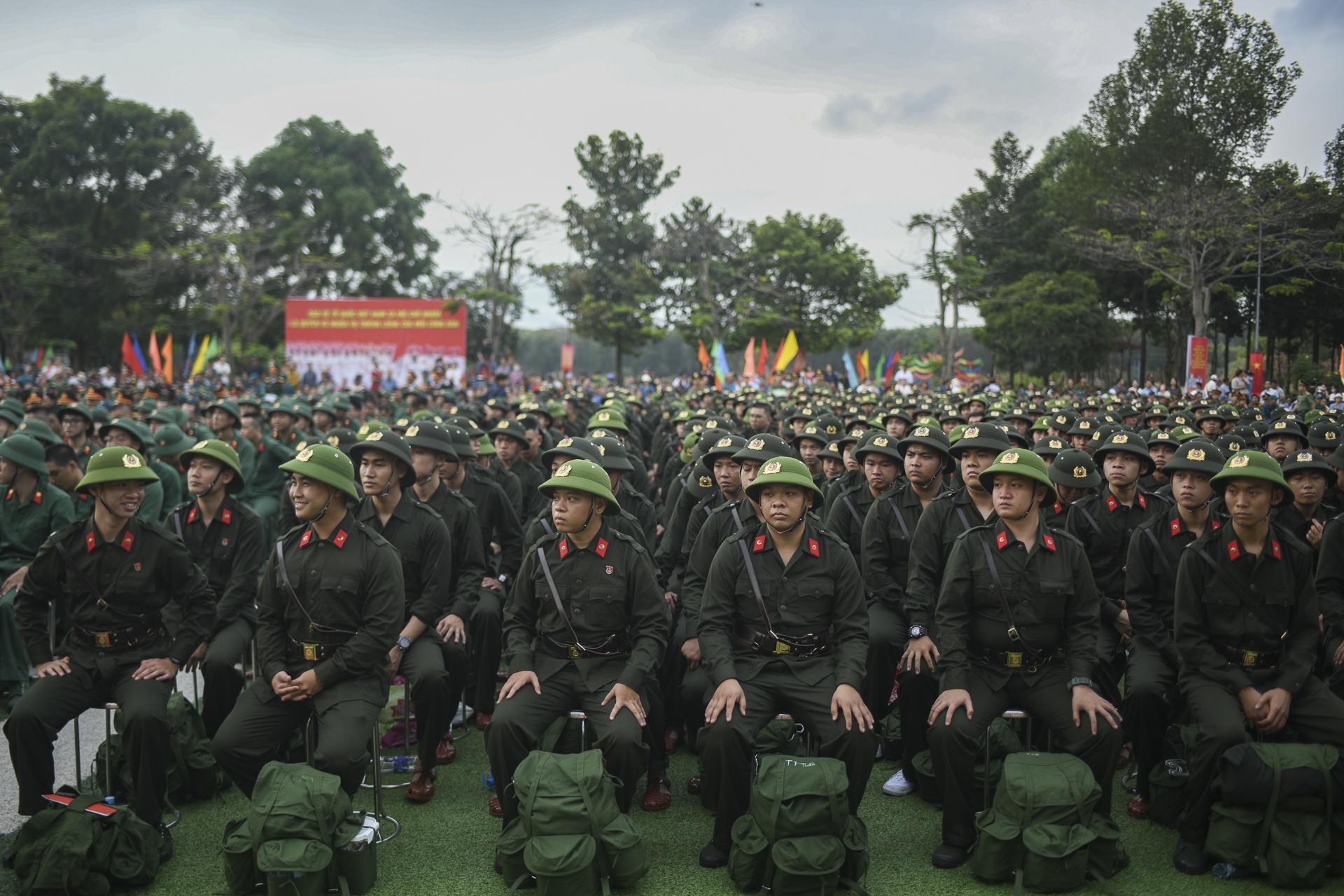 nhap ngu TP.HCM anh 1