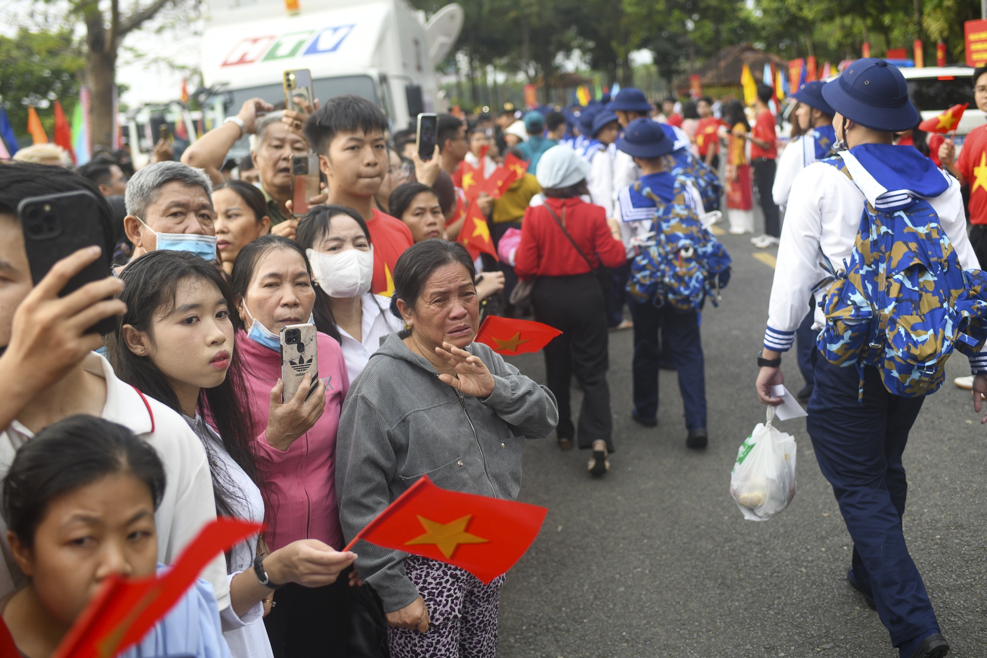 nhap ngu TP.HCM anh 6