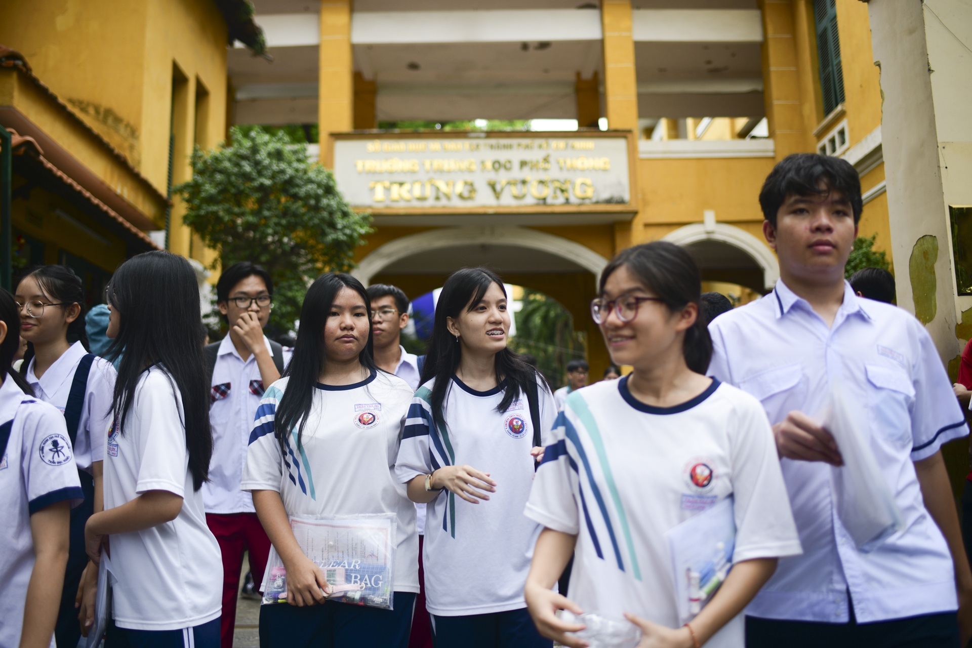 thi lop 10 TP.HCM anh 10