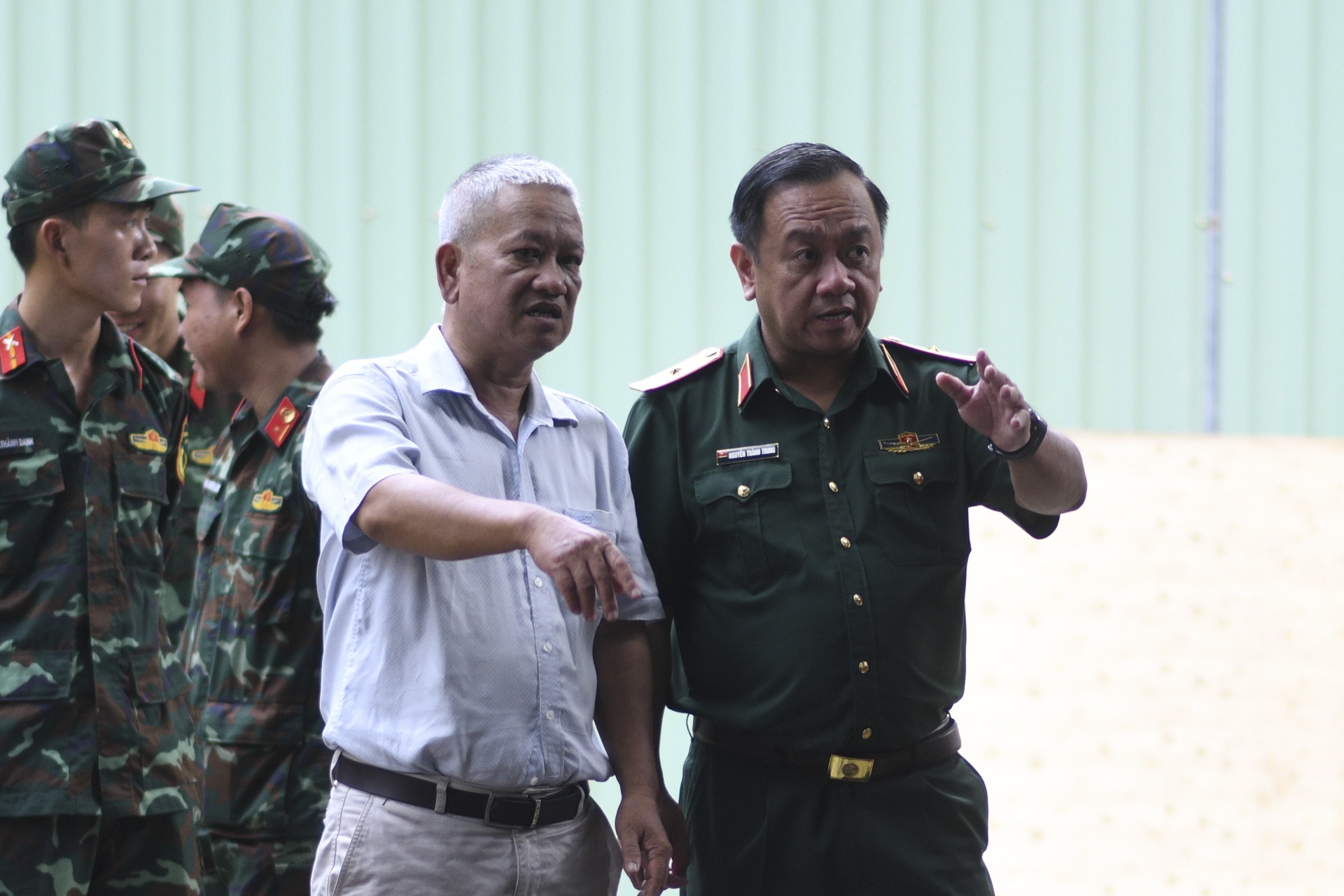 cong vien le thi rieng anh 7