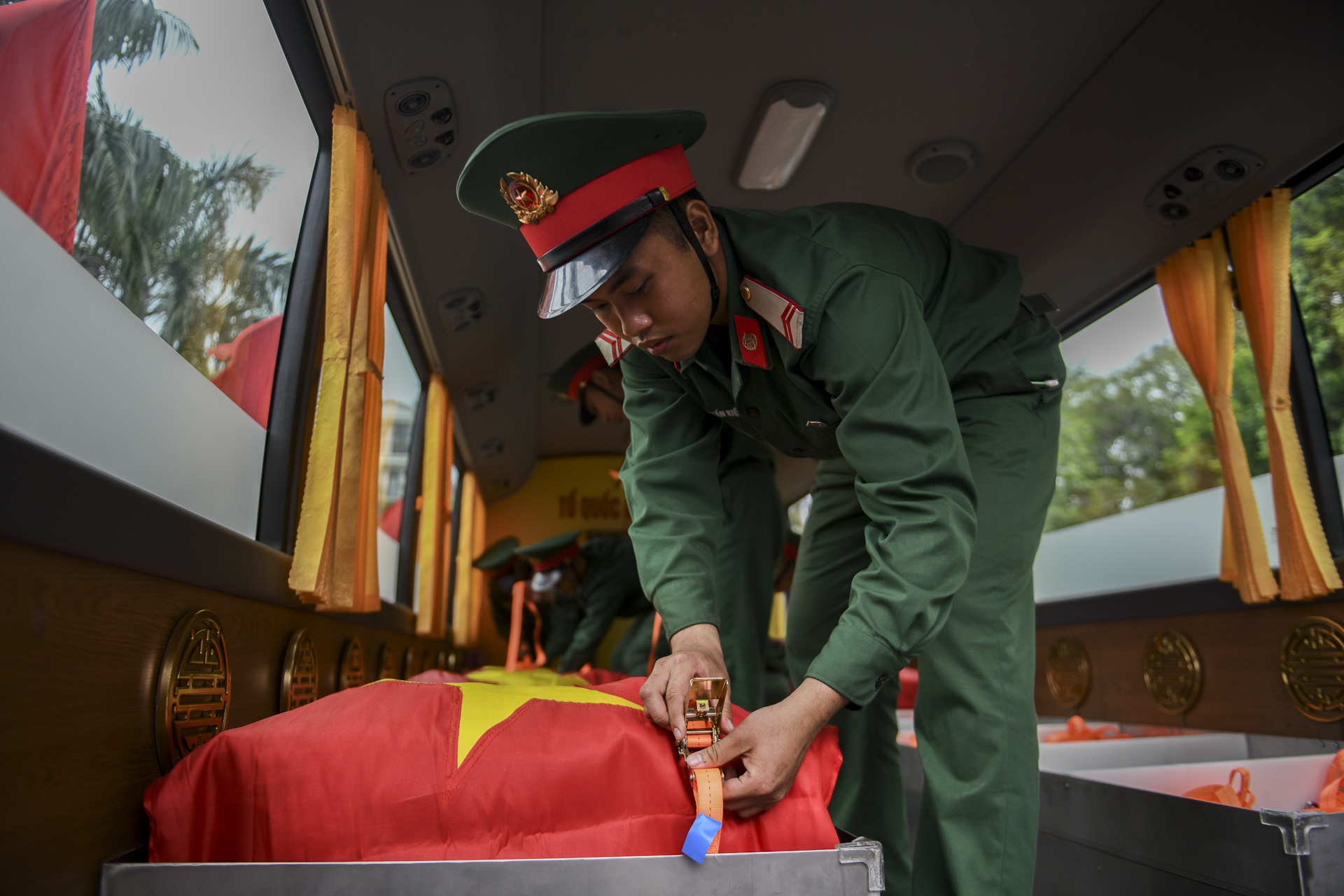 h&agrave;i cốt liệt sĩ  ảnh 3