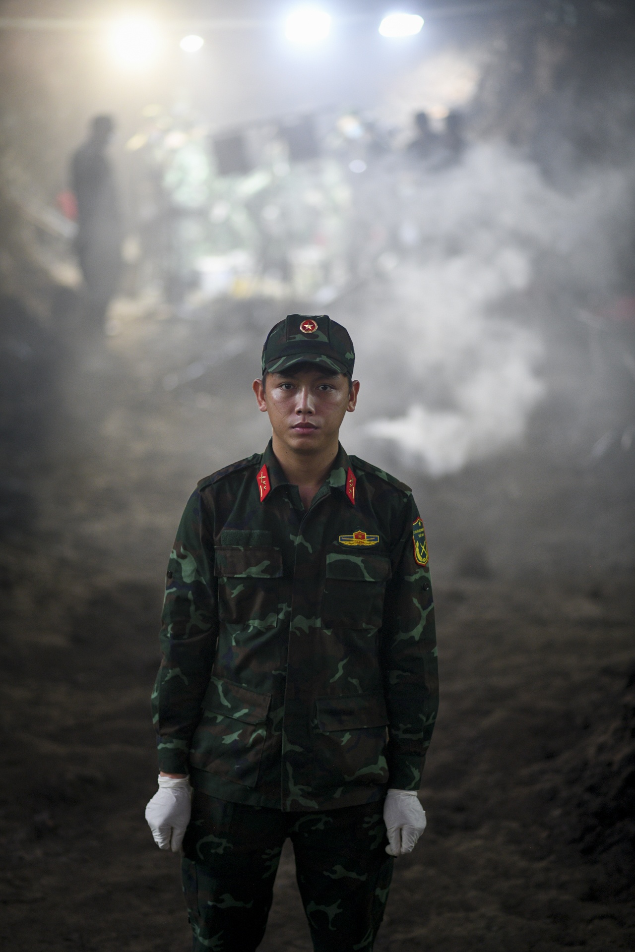 c&ocirc;ng vi&ecirc;n l&ecirc; thị ri&ecirc;ng ảnh 4