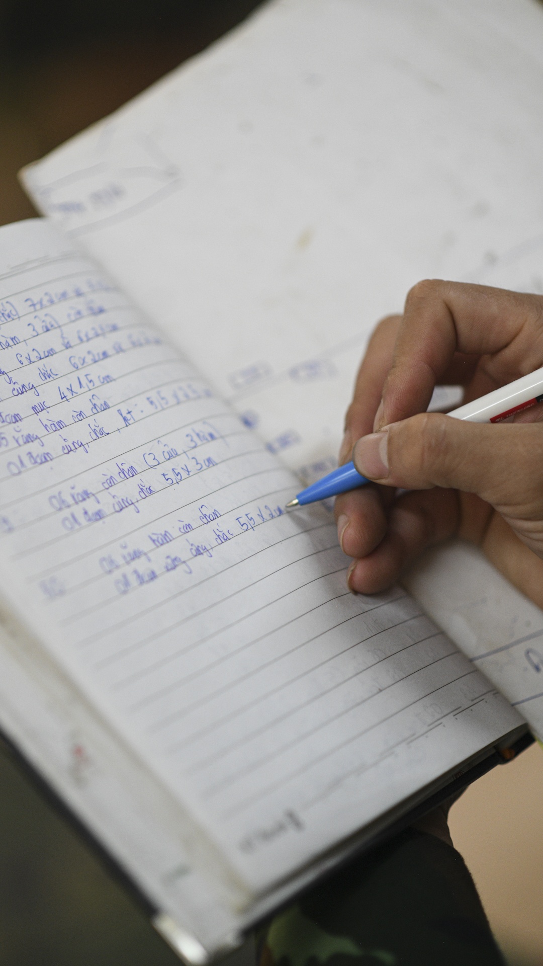 c&ocirc;ng vi&ecirc;n l&ecirc; thị ri&ecirc;ng ảnh 28
