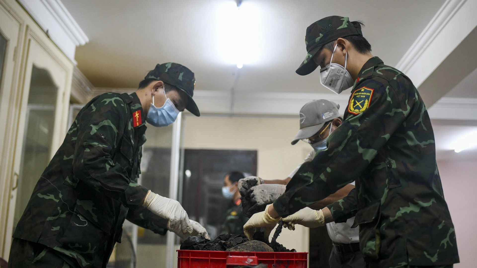 c&ocirc;ng vi&ecirc;n l&ecirc; thị ri&ecirc;ng ảnh 29