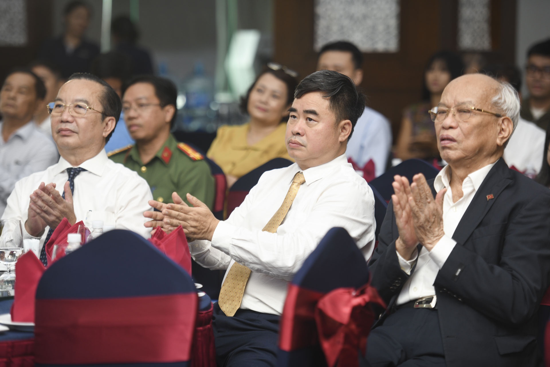 hội xuất bản ảnh 5