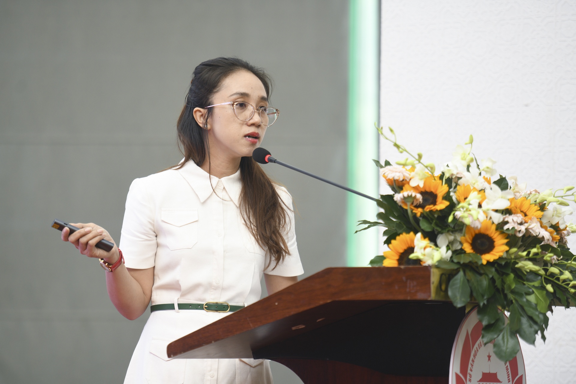 hội xuất bản ảnh 4