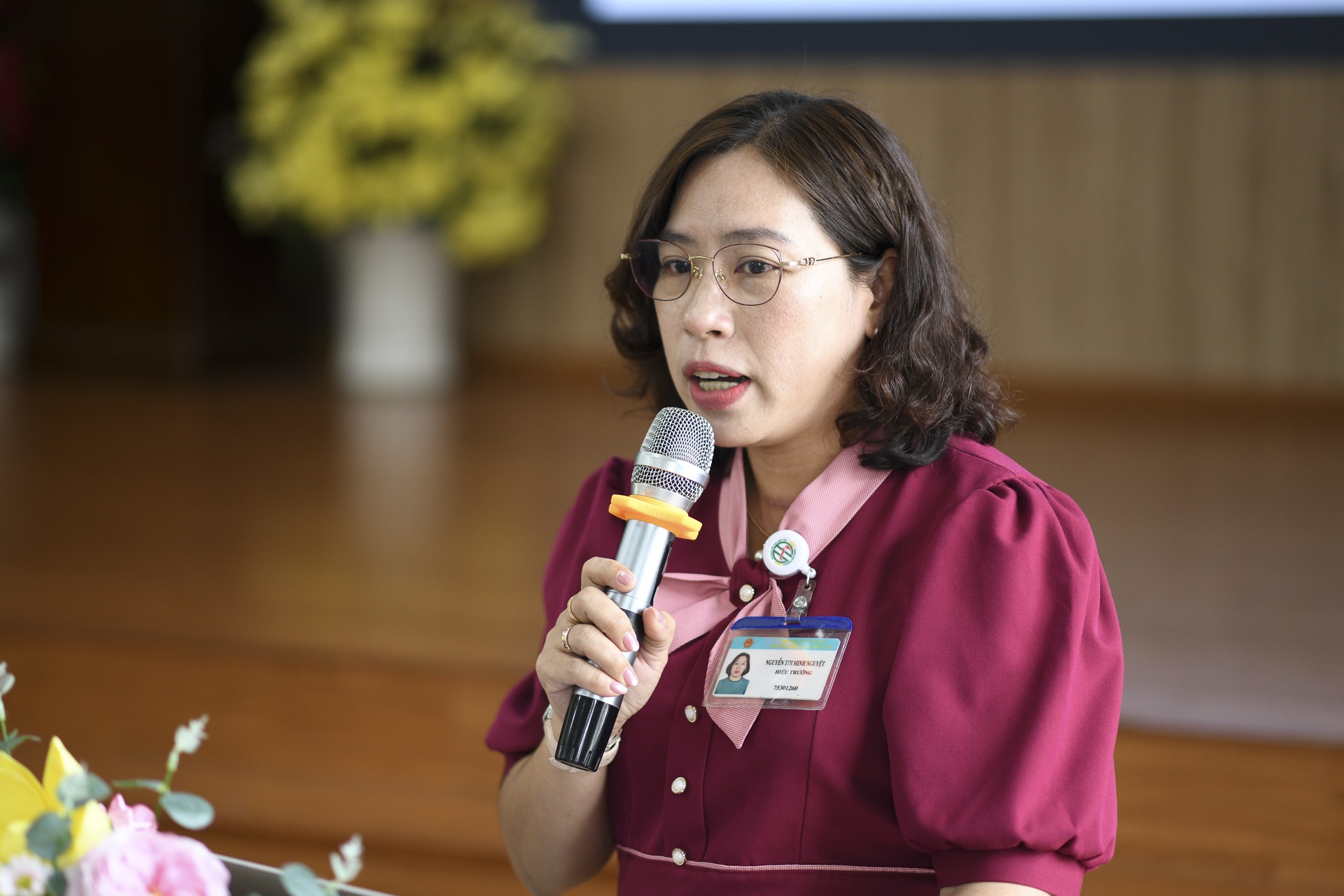 b&aacute;n tr&uacute; ảnh 15