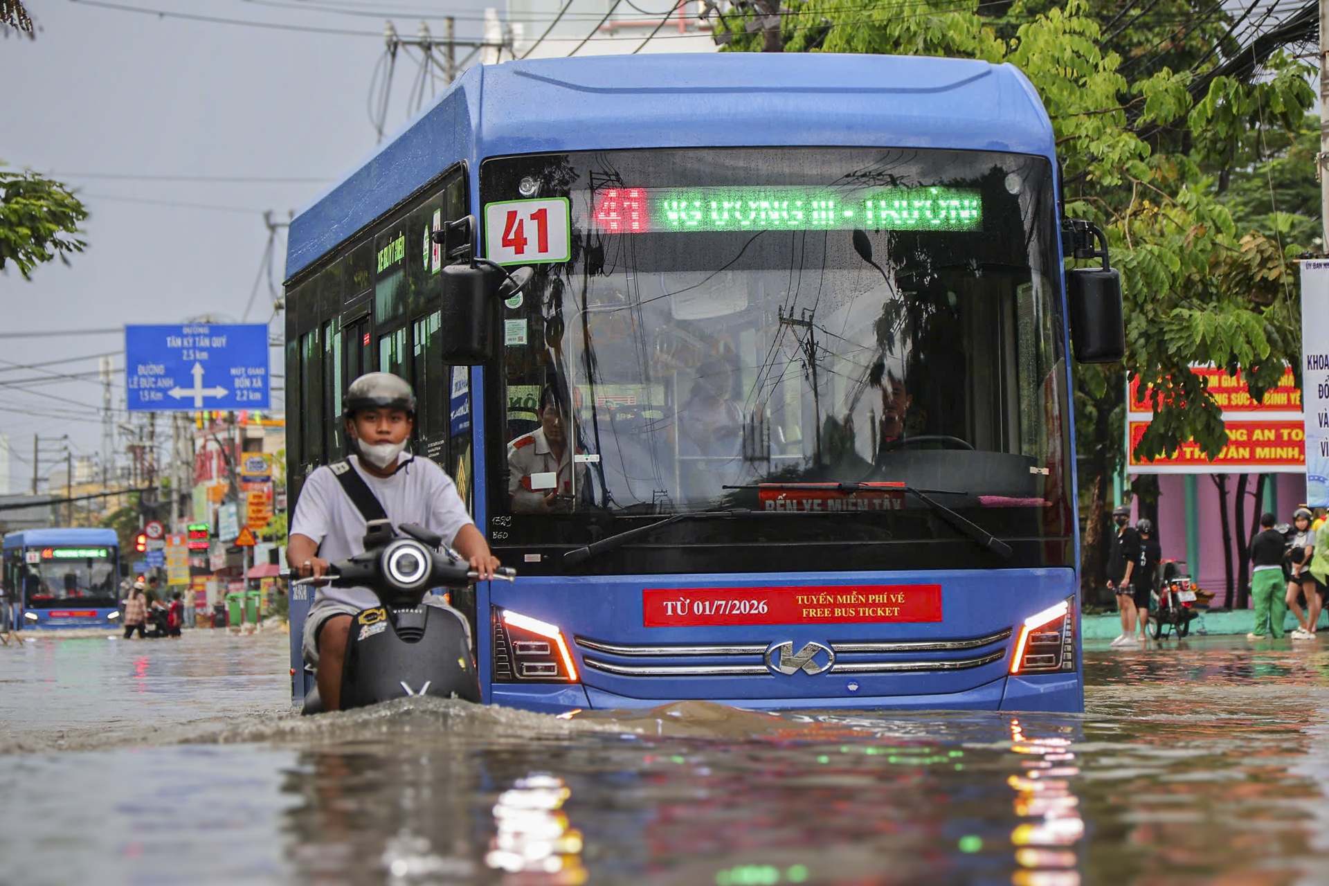mưa ảnh 1
