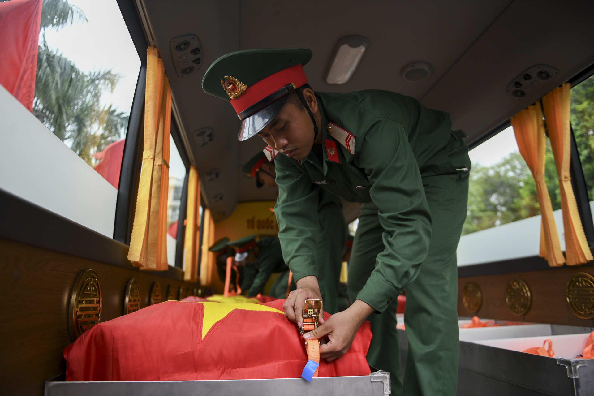 l&ecirc; thị ri&ecirc;ng ảnh 10