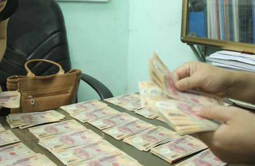 Tien gia bi thu giu tai Viet Nam co dau hieu gia tang hinh anh