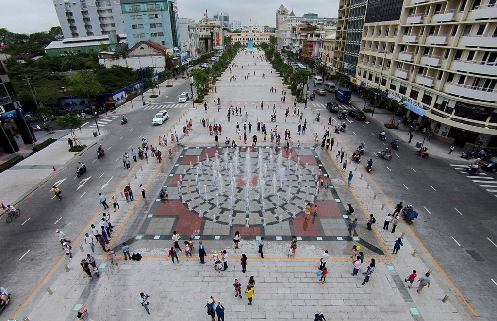 Dai gia Truong My Lan thau tom them dat vang Nguyen Hue hinh anh