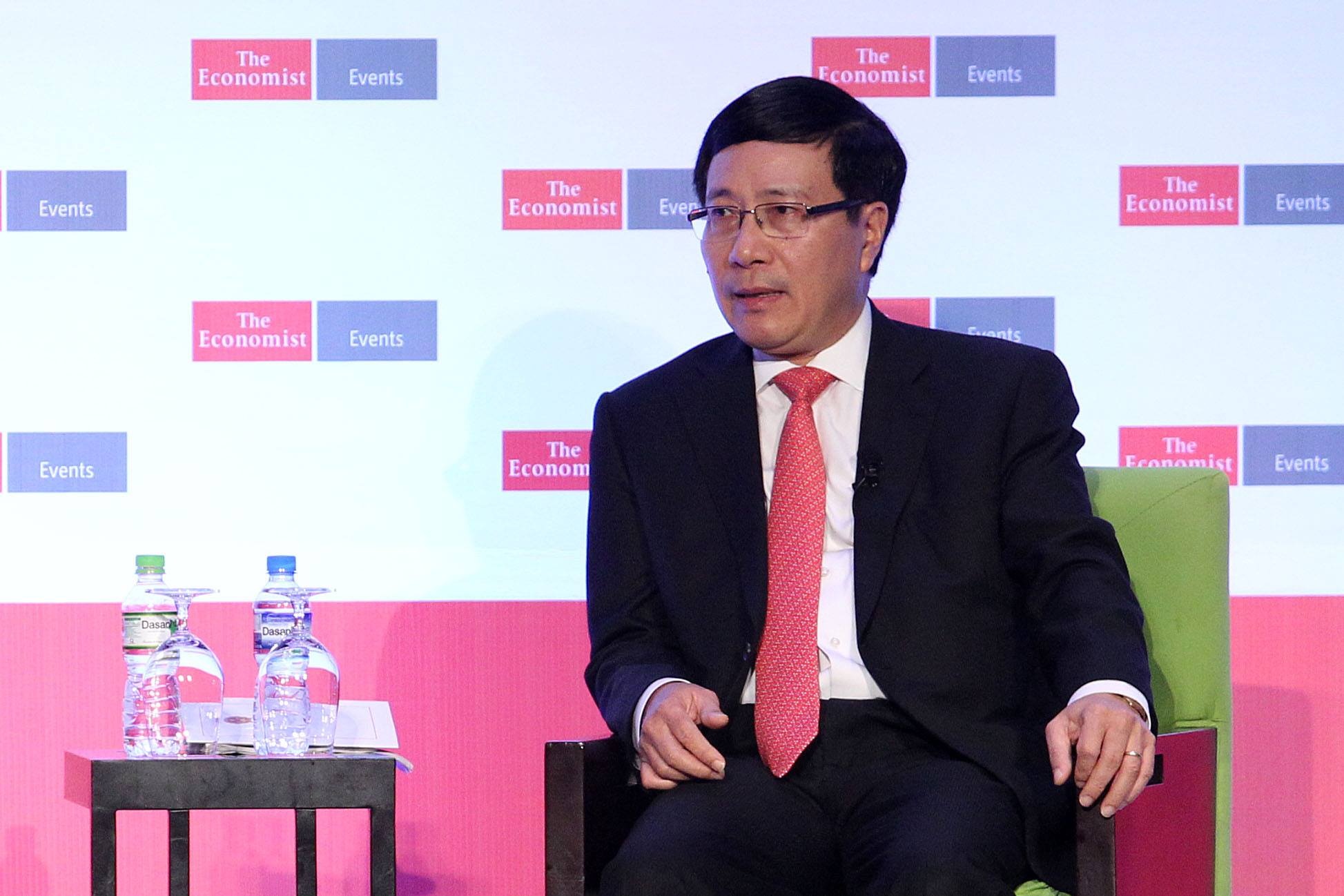 Pho thu tuong: Qua roi thoi canh tranh bang nhan cong gia re hinh anh