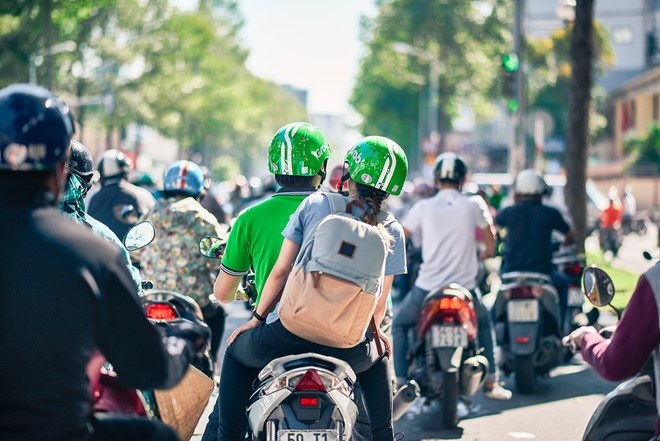 Uber, Grab va su khuynh dao thi truong taxi Viet Nam hinh anh