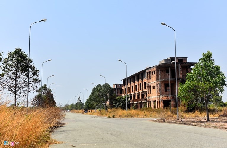 gia dat cu chi anh 2